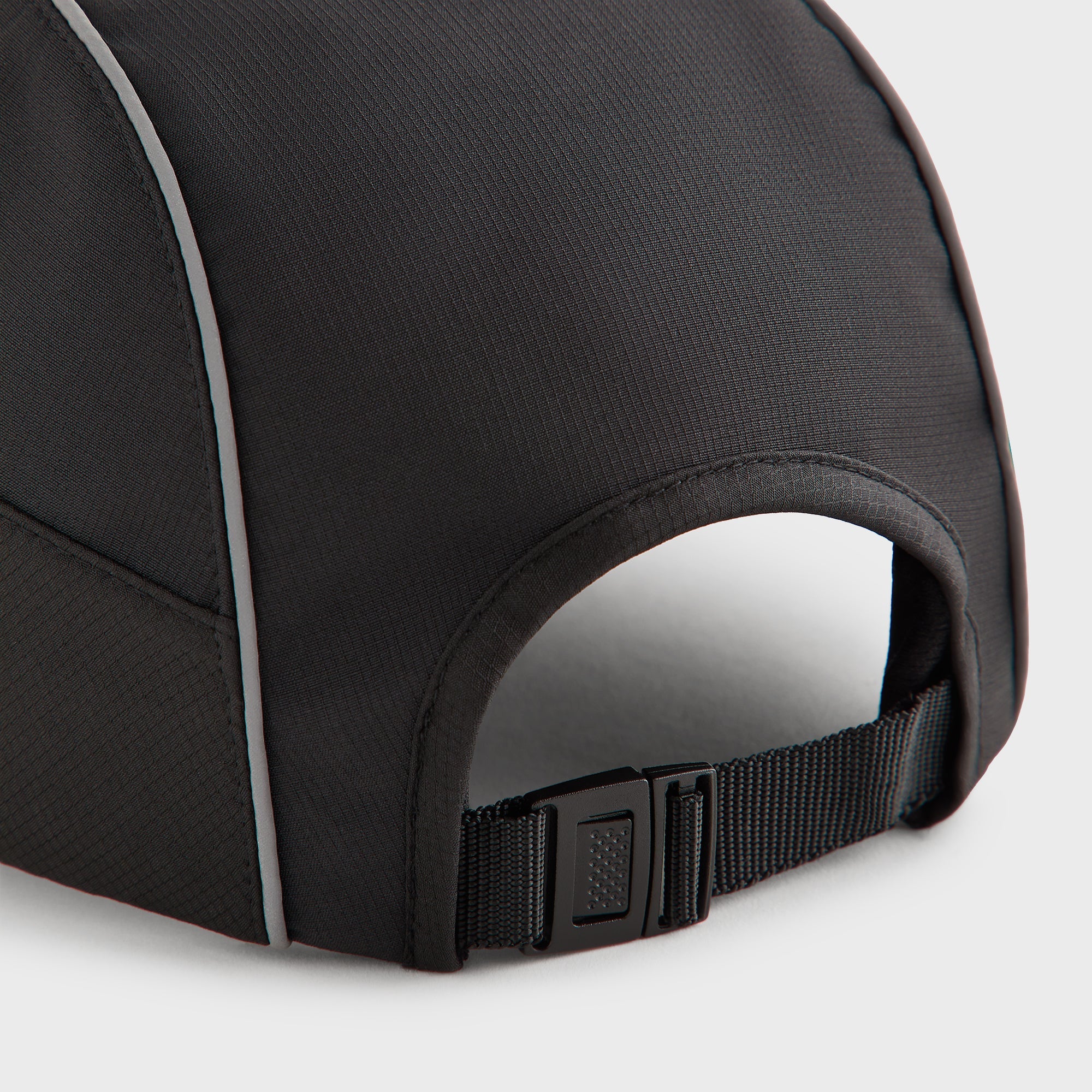 Kith & New Balance Mixed Tech Griffey Runner Cap - Black – Kith Japan