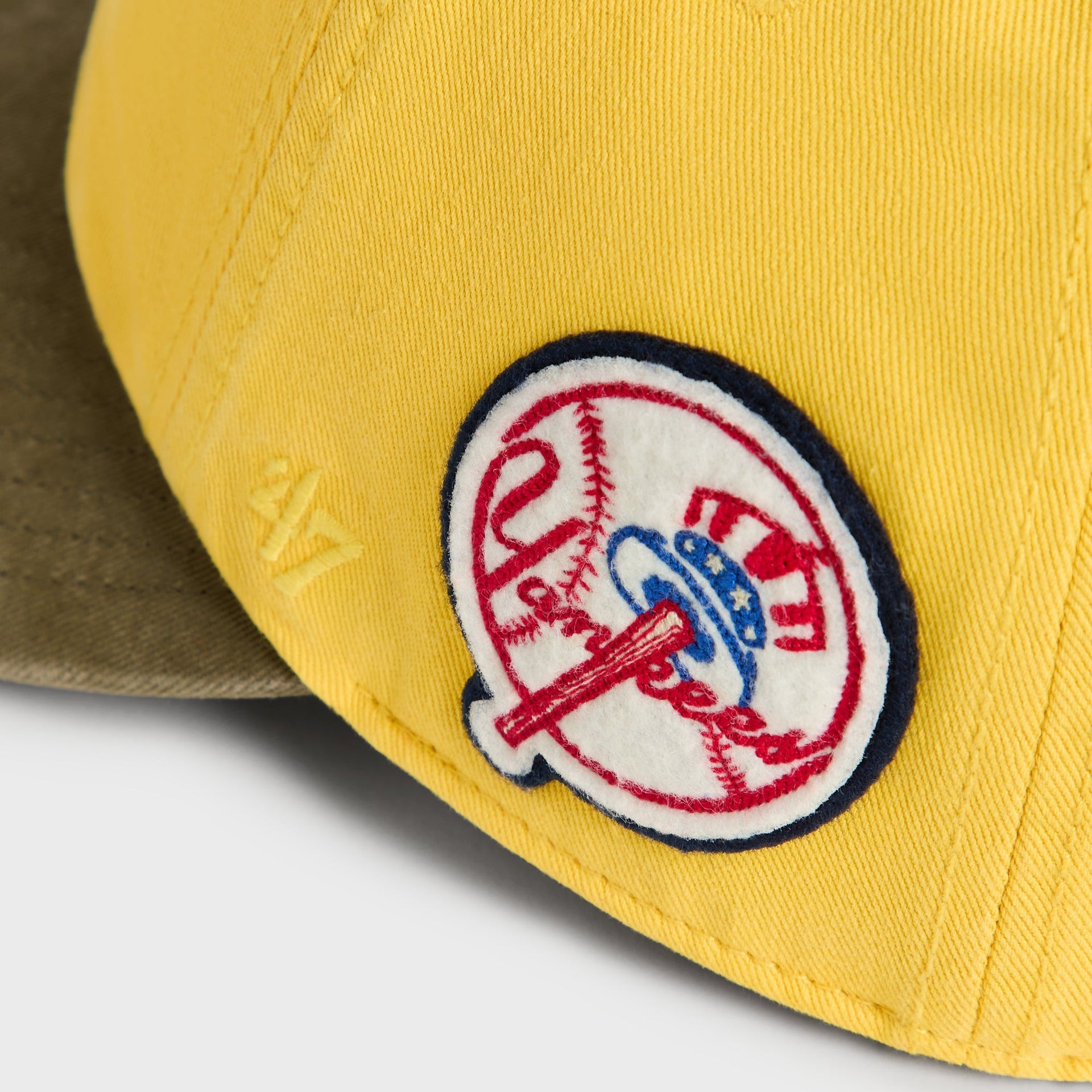 Kith & '47 for the New York Yankees Clean Up Round Visor Cap - Buzz - PH