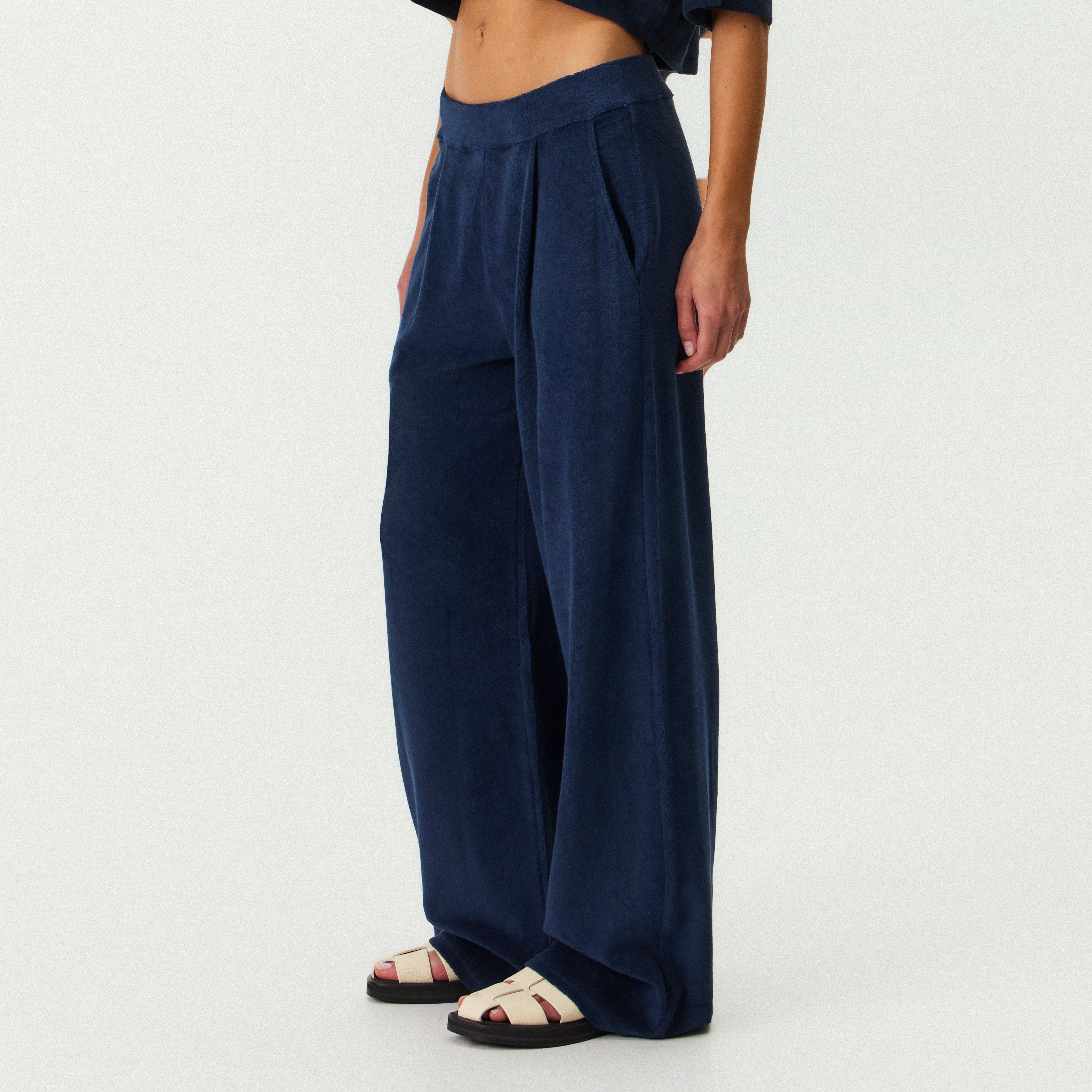 Kith Women - Bottoms - Pants | Kith JP – Kith Japan