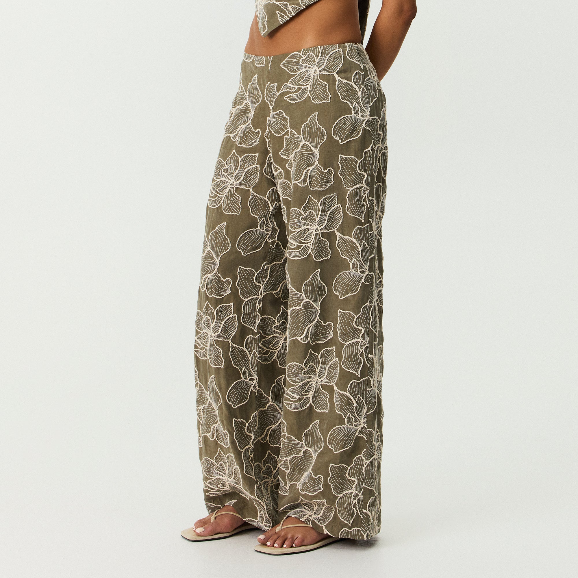 Kith Women - Bottoms - Pants | Kith JP – Kith Japan