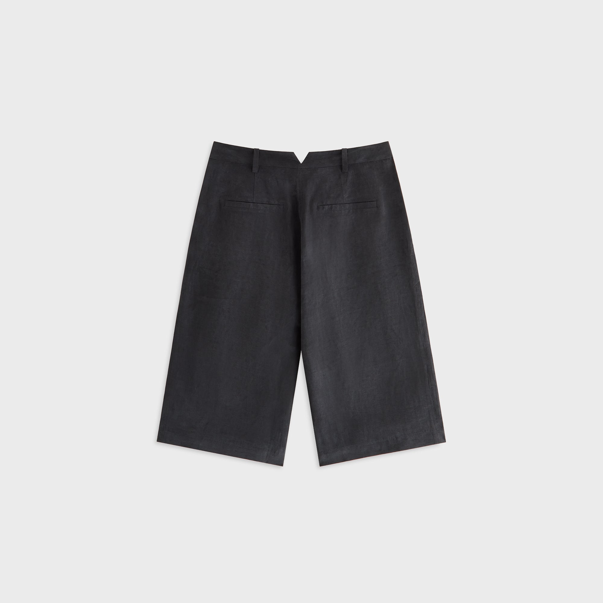 Kith Women Adair Pleated Short - Black – Kith Japan