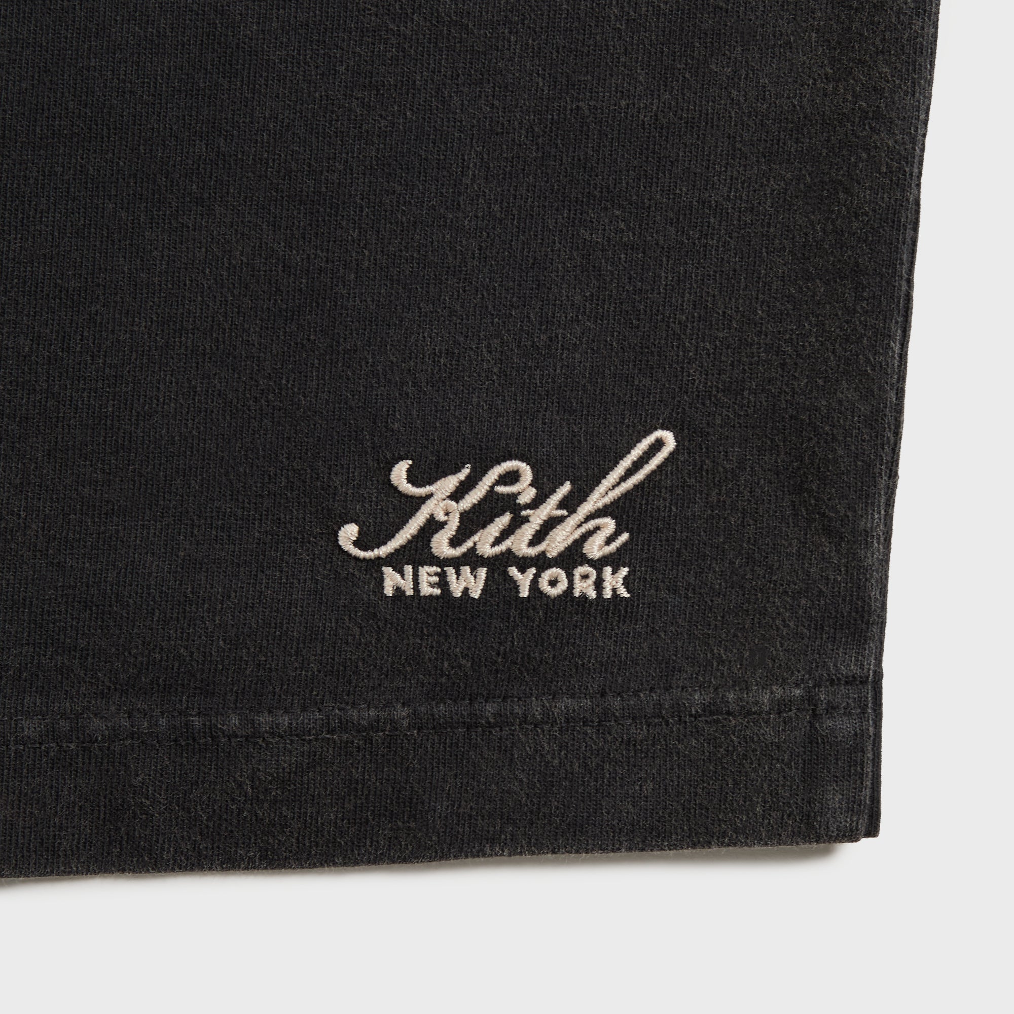 Kith Women Shrunken Jay Long Sleeve Tee - Black – Kith Japan Kith Women Shrunken Jay Long Sleeve Tee - Black – Kith Japan