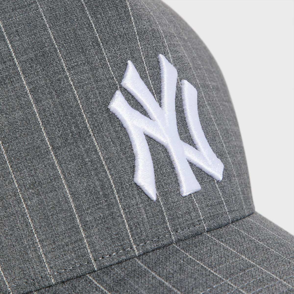 Kith Women & '47 for the New York Yankees Striped Suiting DT Cap - Quilt - PH