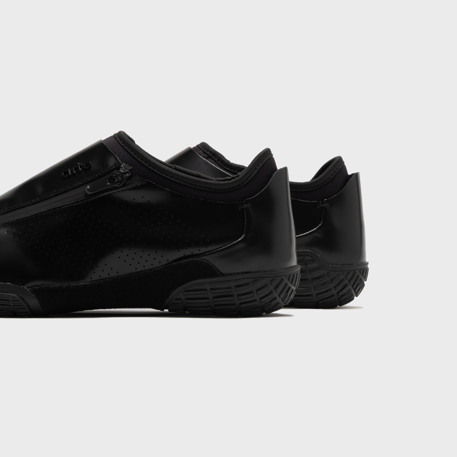 adidas Arte Antwerp Trivela - Black