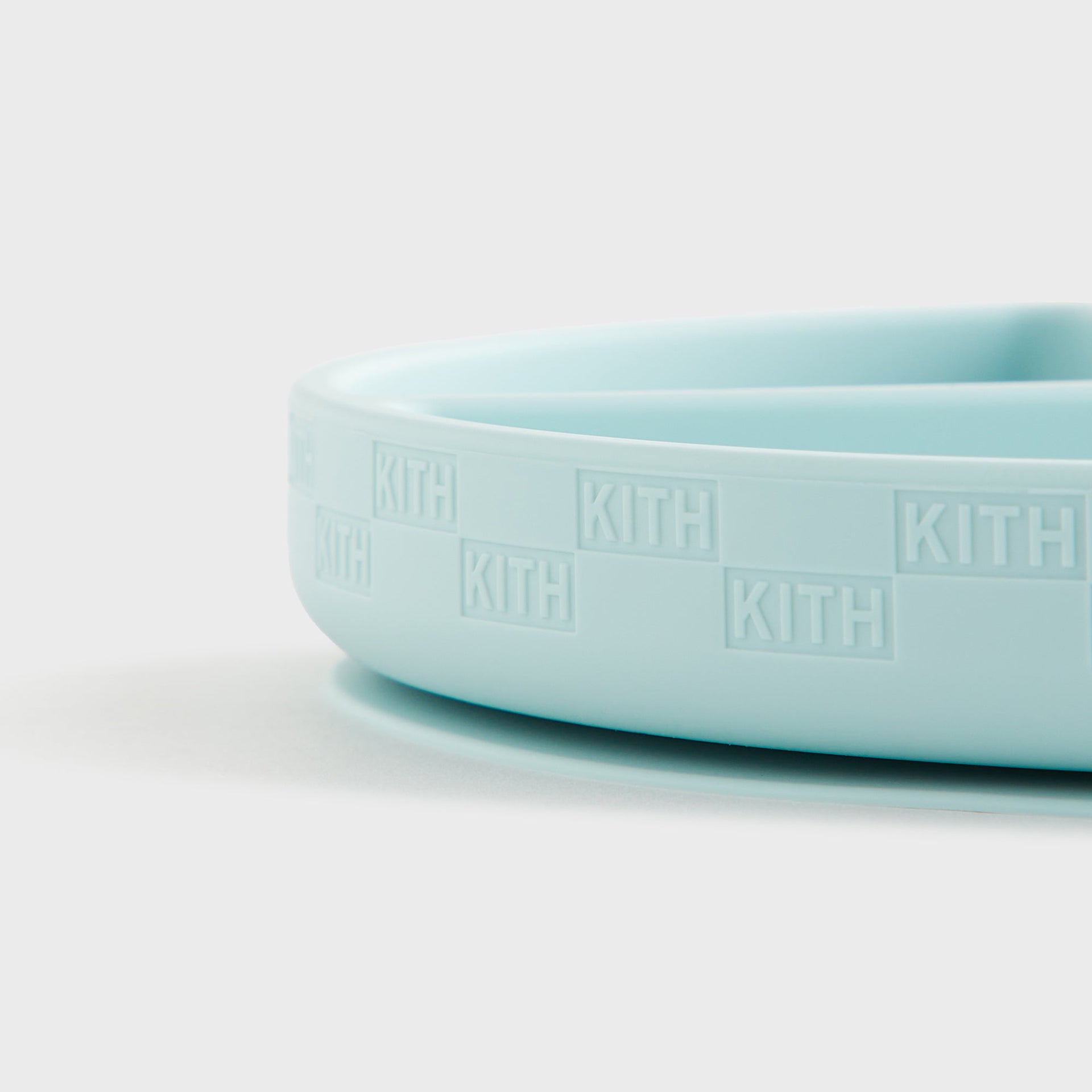 Kith Kids for Mushie Silicone Suction Plate - Helium