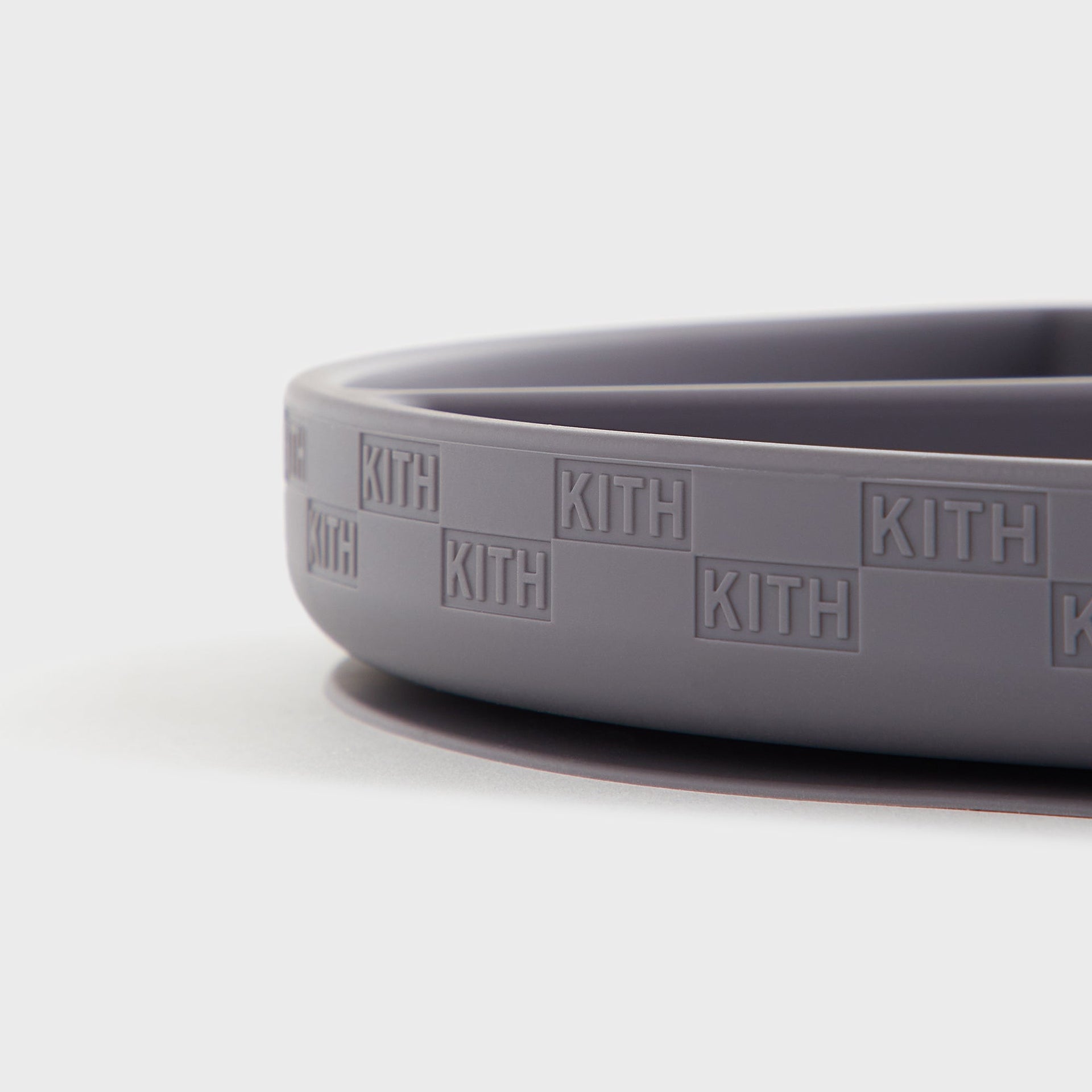 Kith Kids for Mushie Silicone Suction Plate - Hurricane