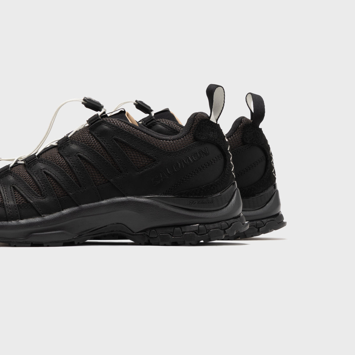 Salomon XA PRO 3D ALPINE ECHOES - Black / Earth Brown