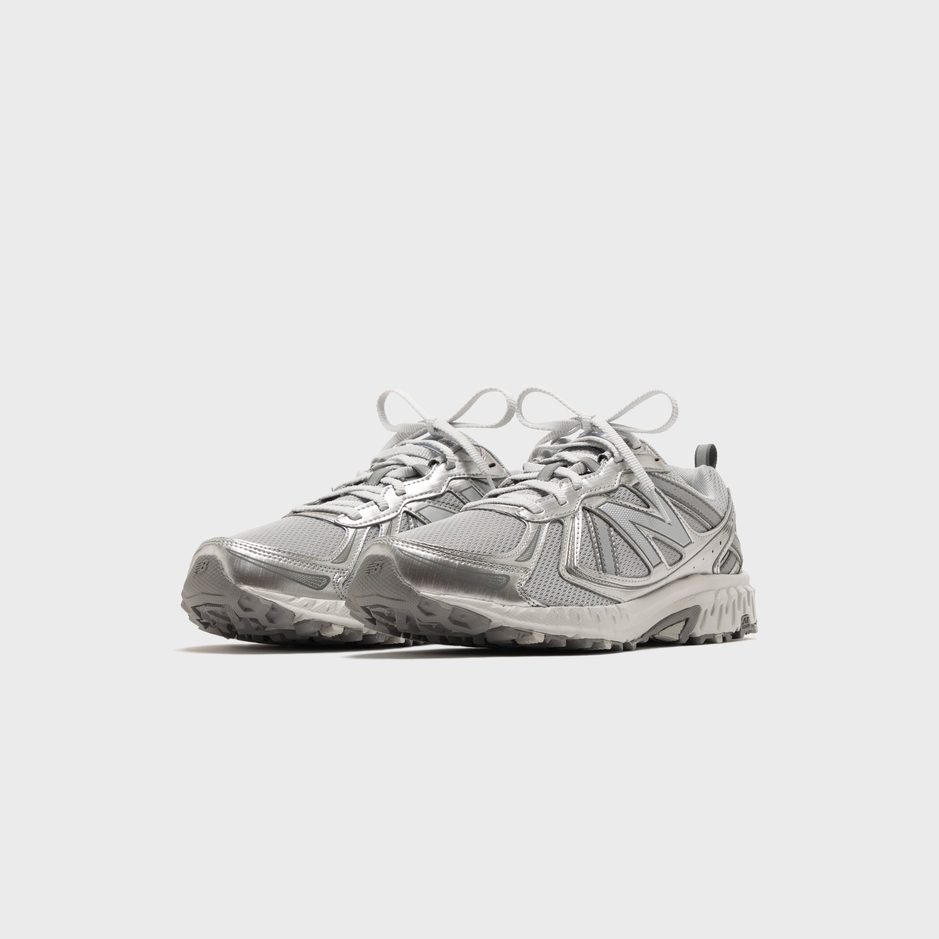 New Balance MT410v5 - Silver Metallic / Harbor Grey / Brighton Grey
