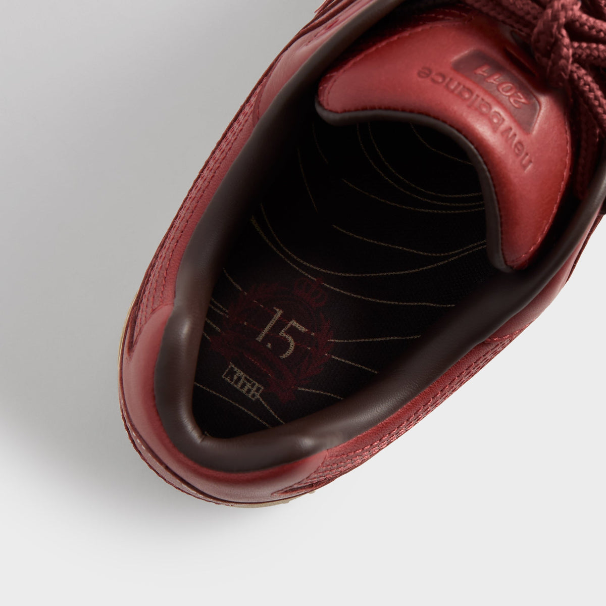 Voyage Exclusive | Ronnie Fieg & New Balance 2011 - Bossa Nova / Breakfast Tea