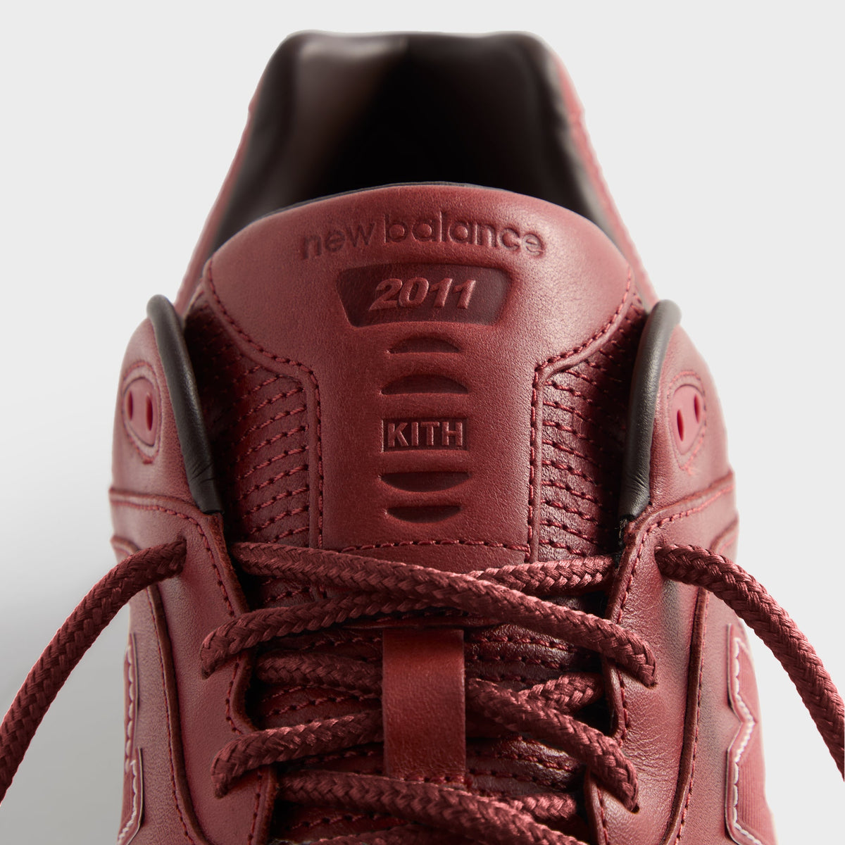 Voyage Exclusive | Ronnie Fieg & New Balance 2011 - Bossa Nova / Breakfast Tea