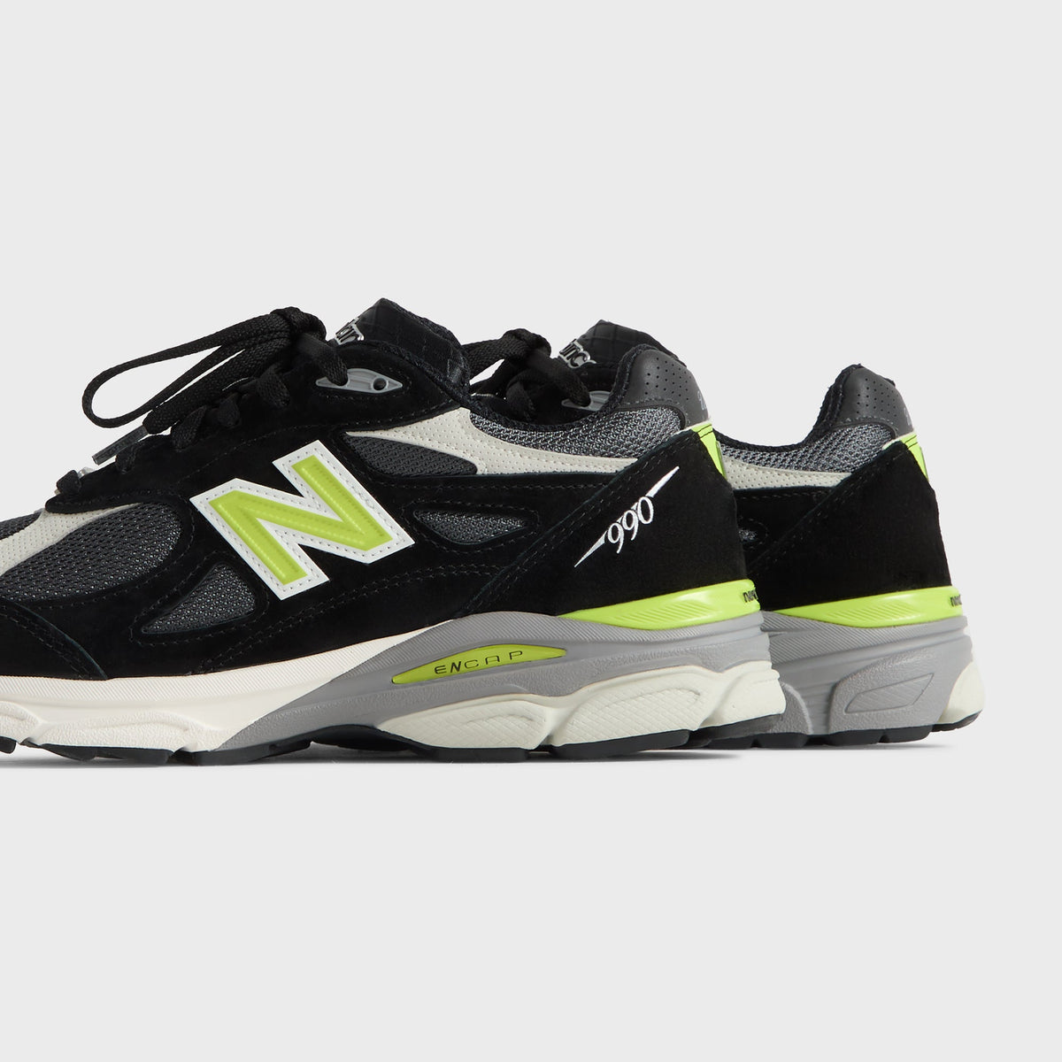 Kith & United Arrows & Sons for New Balance Made in USA 990v3 - Black / Oyster Mushroom