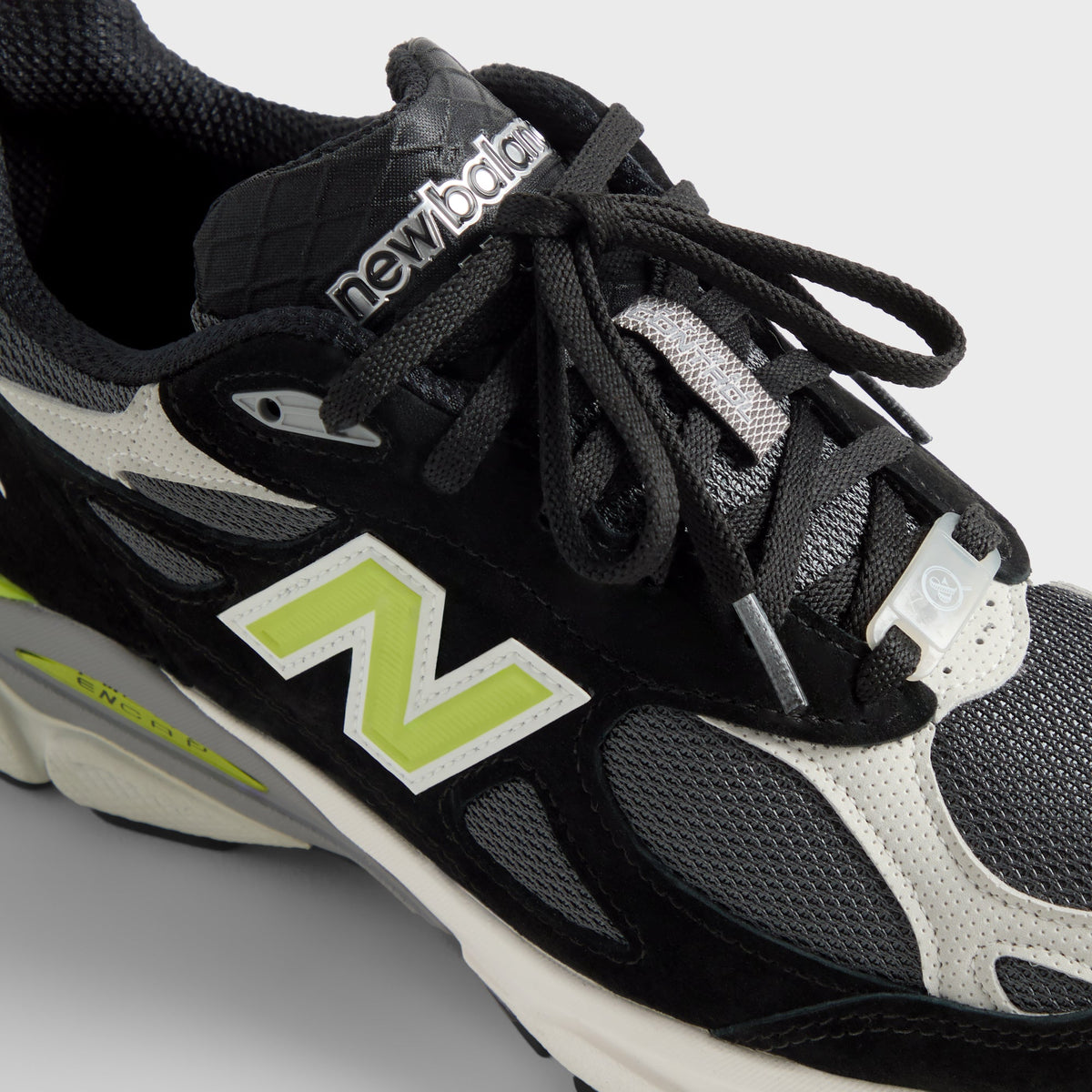 Kith & United Arrows & Sons for New Balance Made in USA 990v3 - Black / Oyster Mushroom