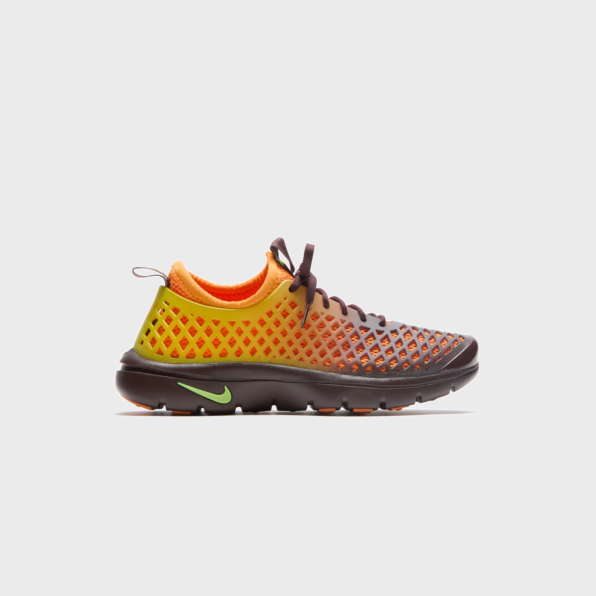 Nike WMNS Rejuven8 Run OG SE - Bright Cactus / Bright Ceramic