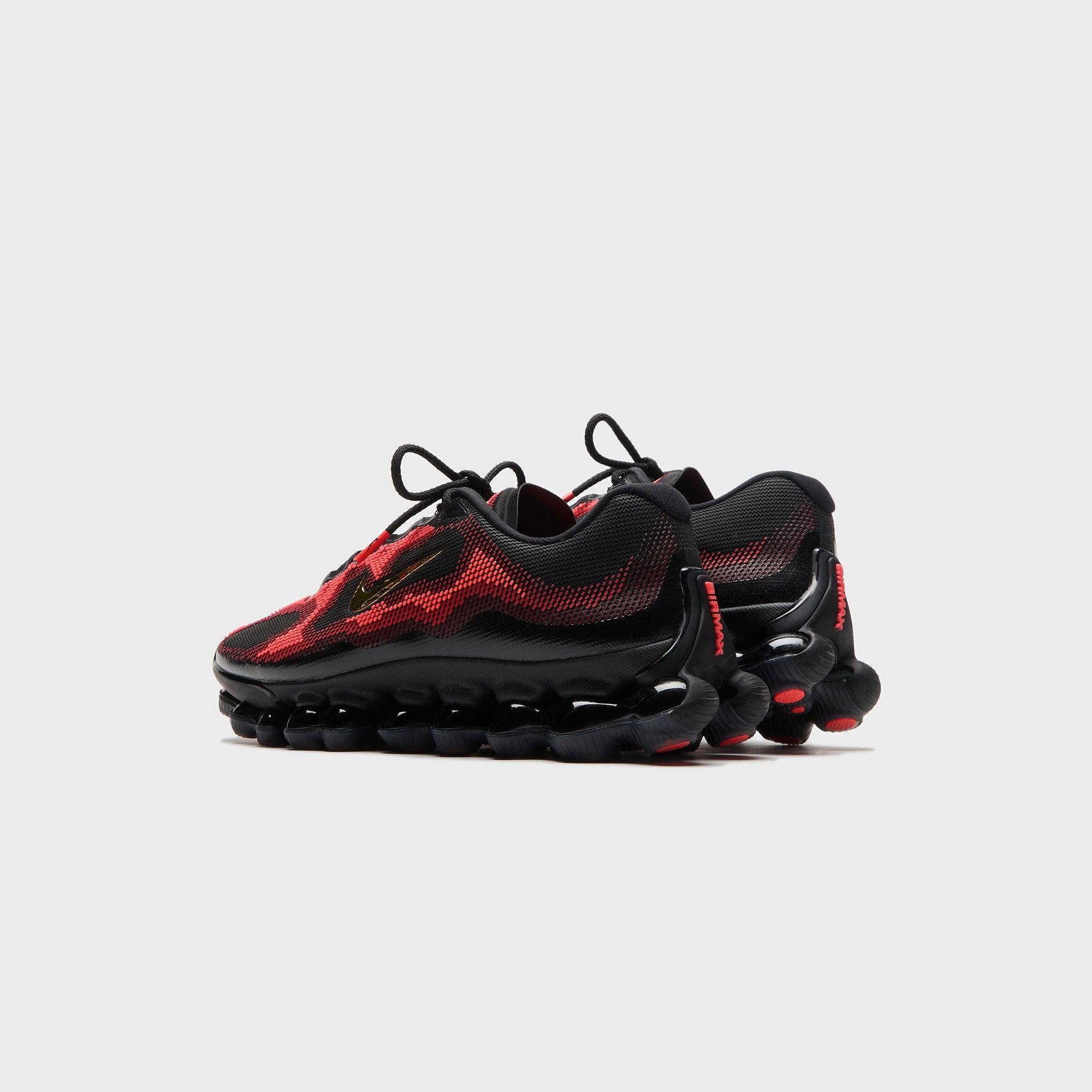 Nike Air Liquid Max - Bright Crimson / Fire Red – Kith Japan