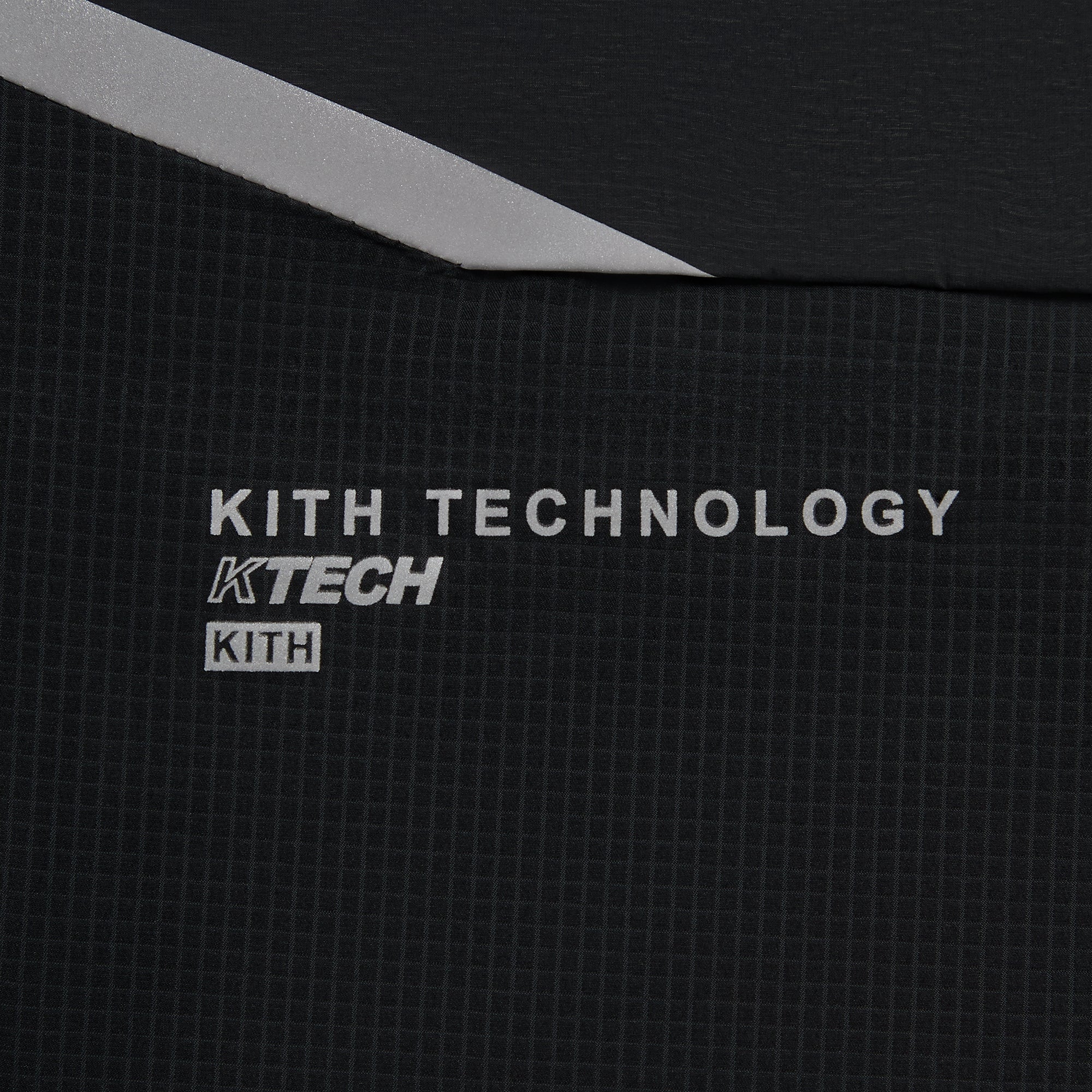 Kith for On Core Jacket - Black – Kith Japan