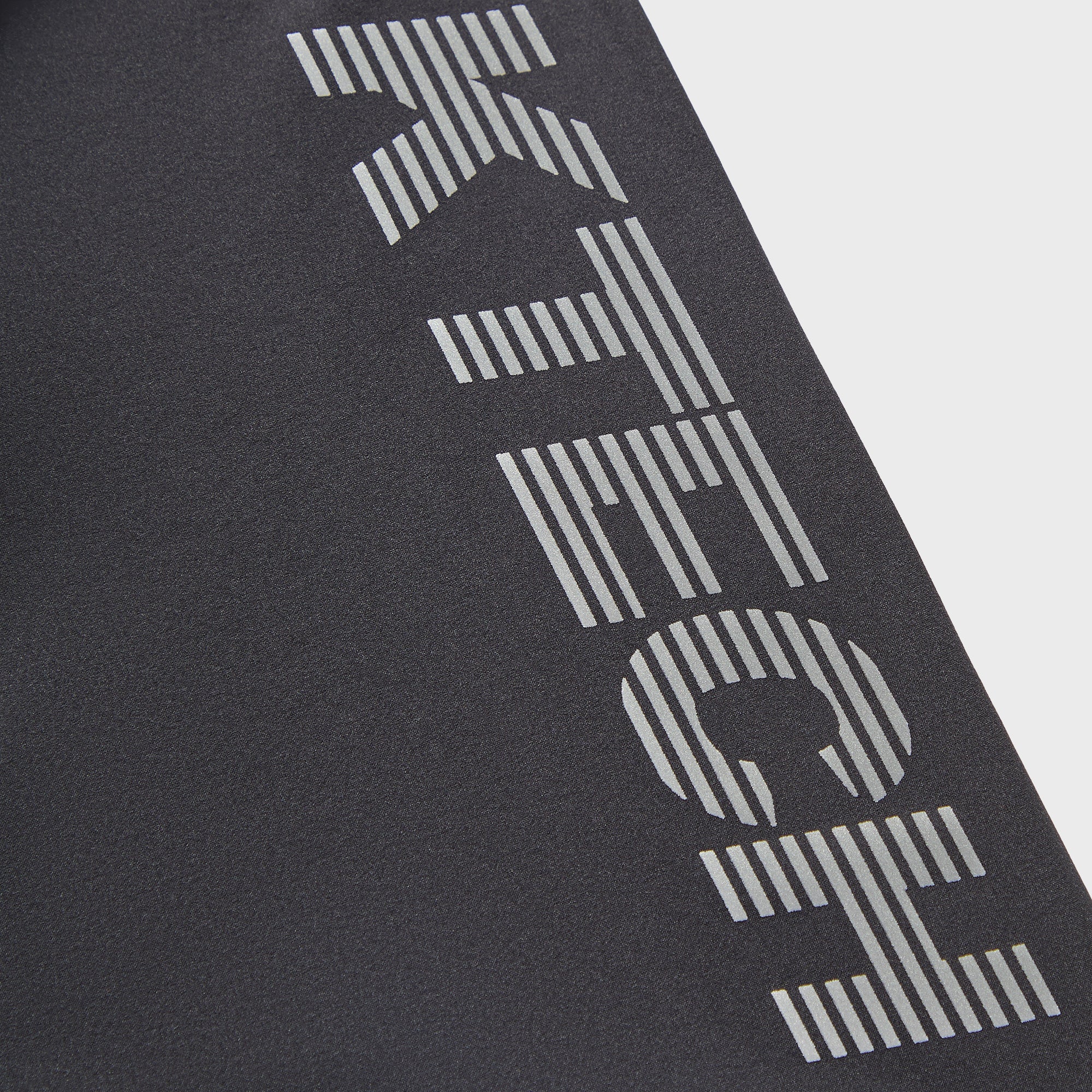 Kith for On Core Short - Black – Kith Japan