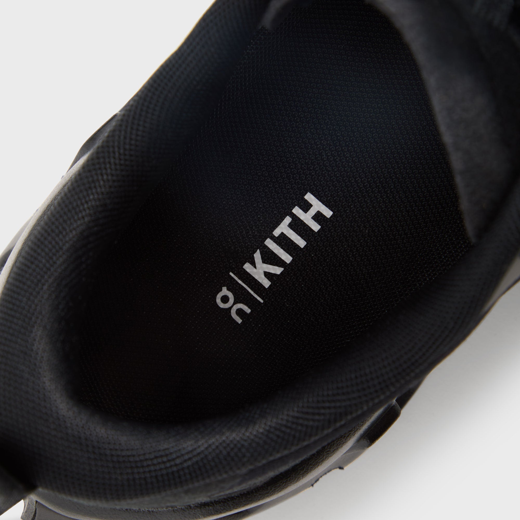 KITH × On K-Tech 1 Black 27.5 Kith and On\u0027s K-Tech 1 and