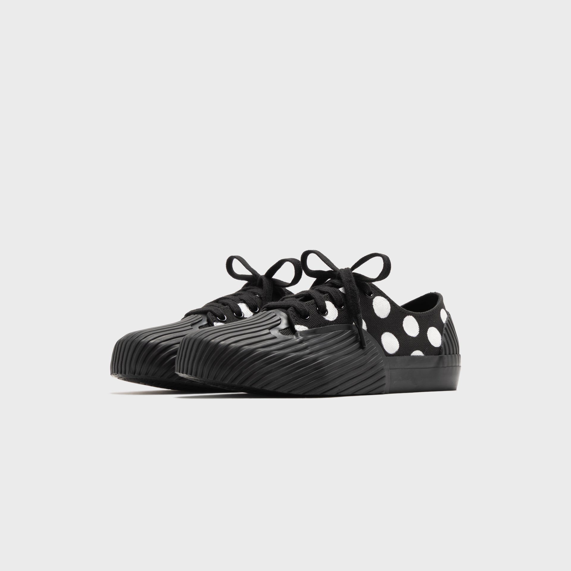 UNFORMED Prototype 01 - Black Polka Dot