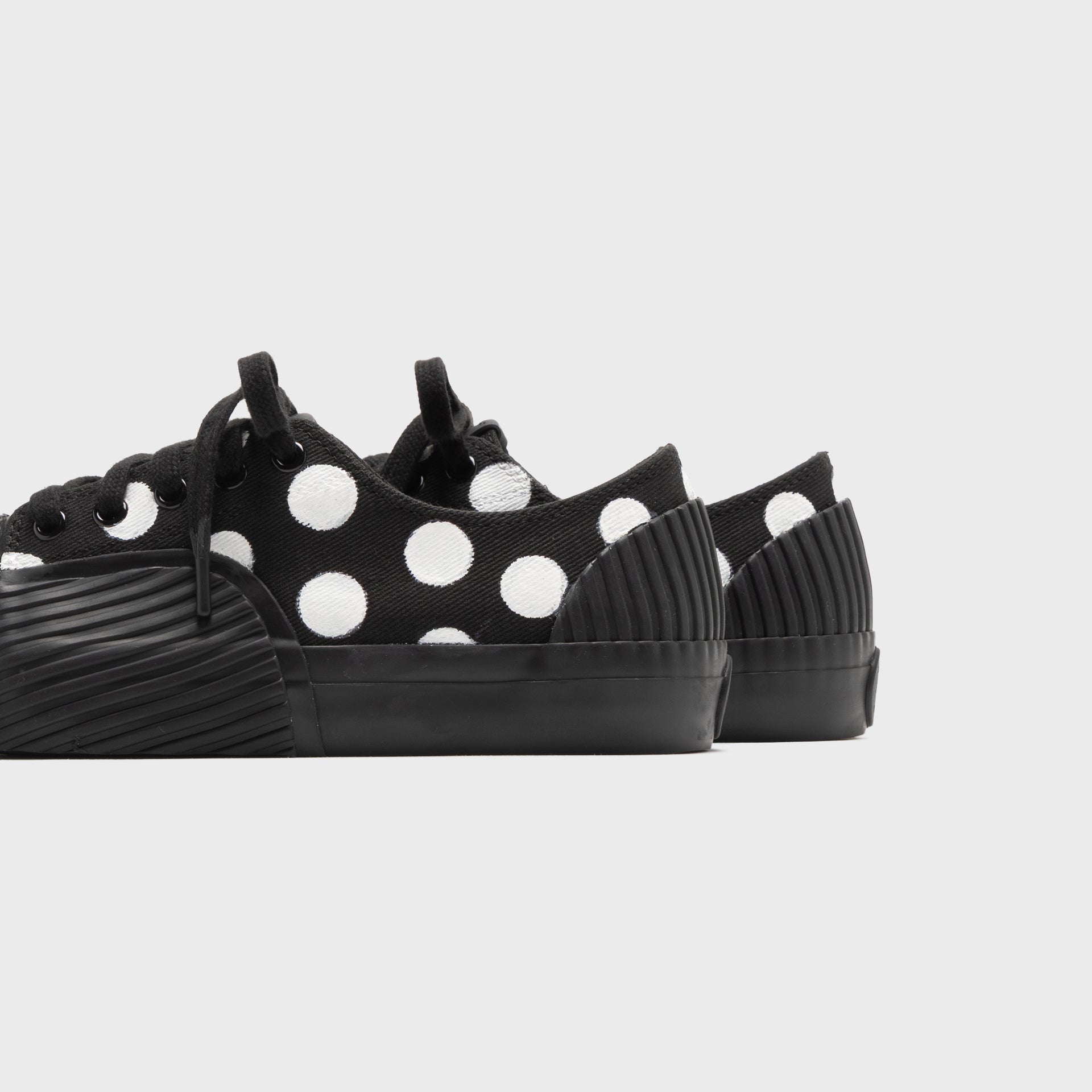 UNFORMED Prototype 01 - Black Polka Dot