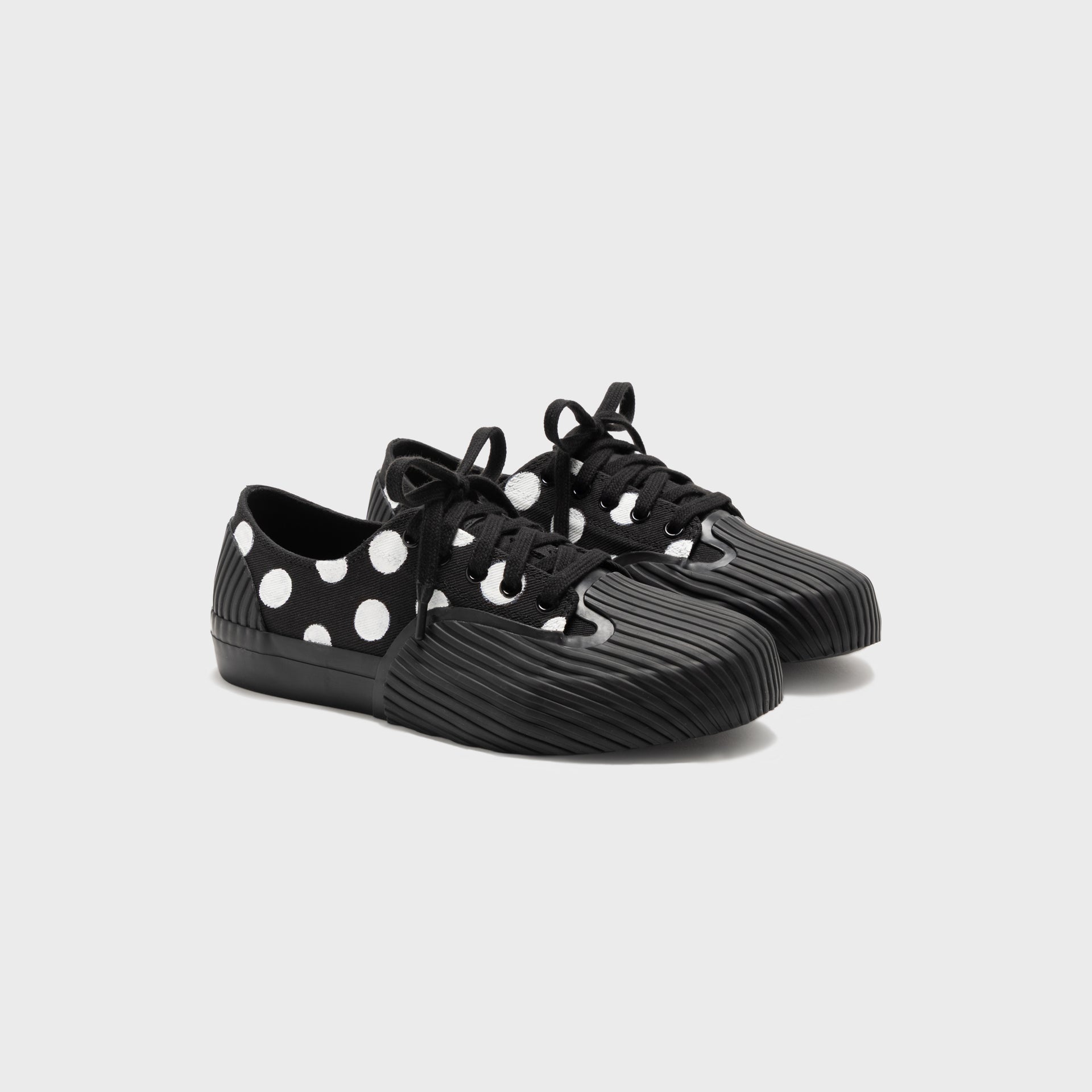 UNFORMED Prototype 01 - Black Polka Dot