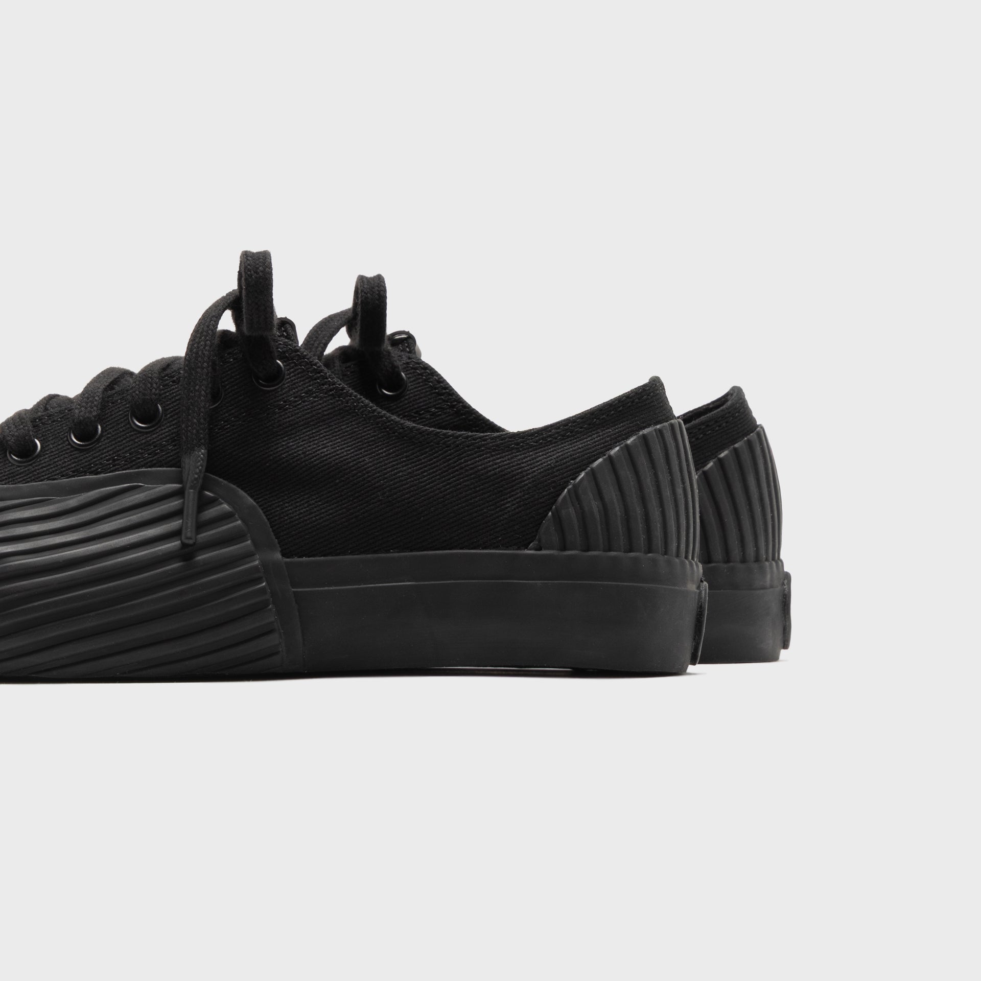 UNFORMED Prototype 01 - Black
