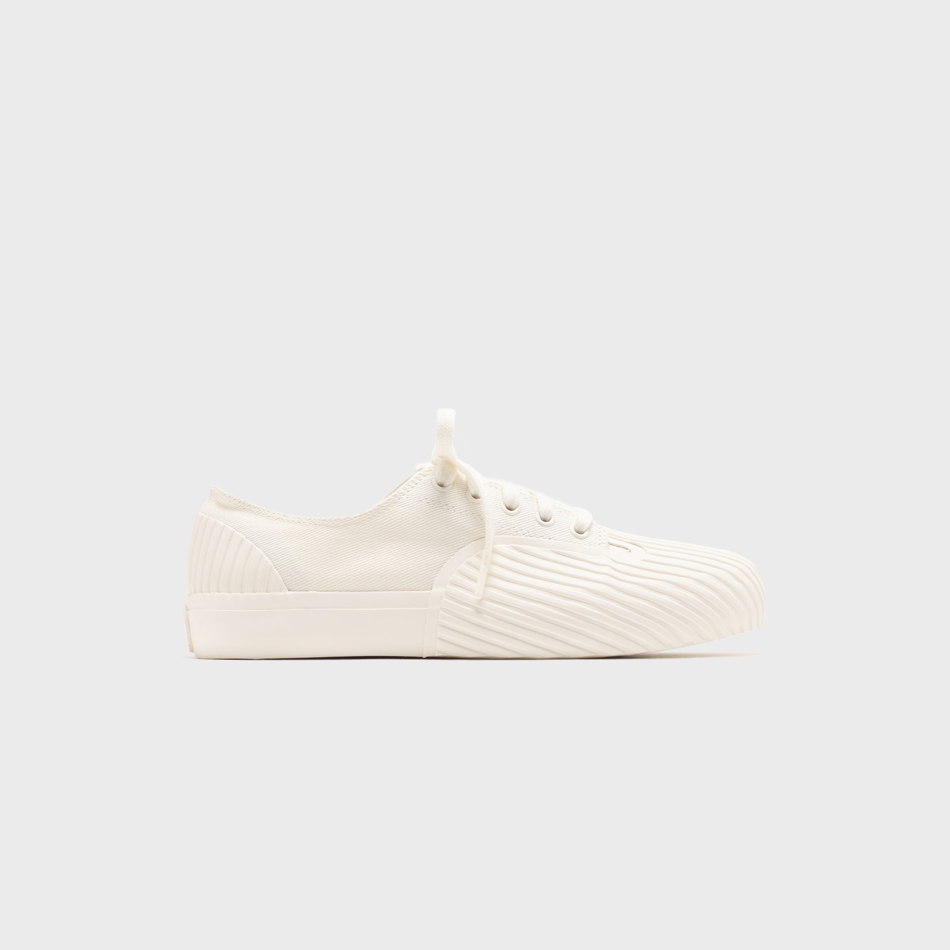 UNFORMED Prototype 01 - White