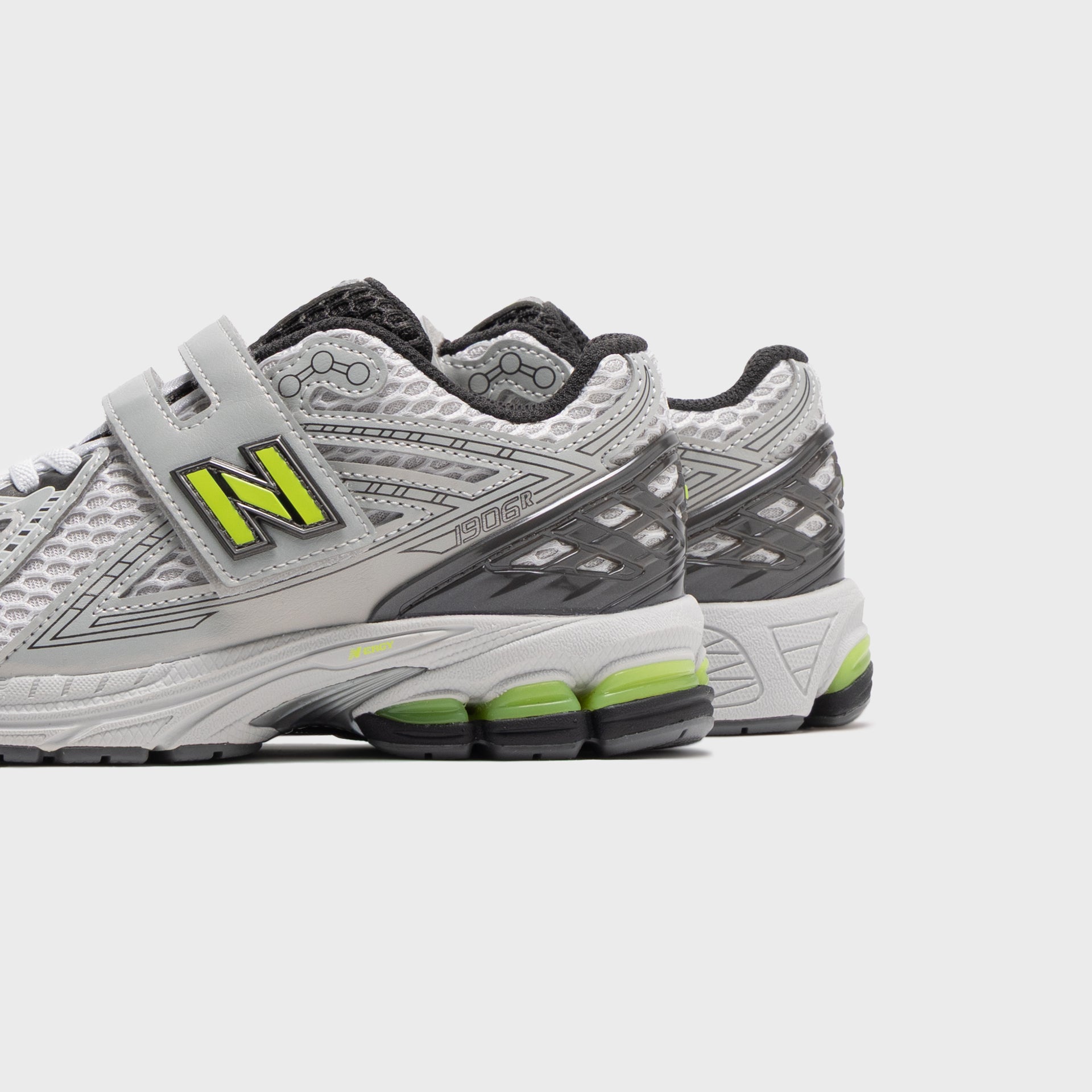 New Balance P190686C - Black Metallic with Alkaline Green