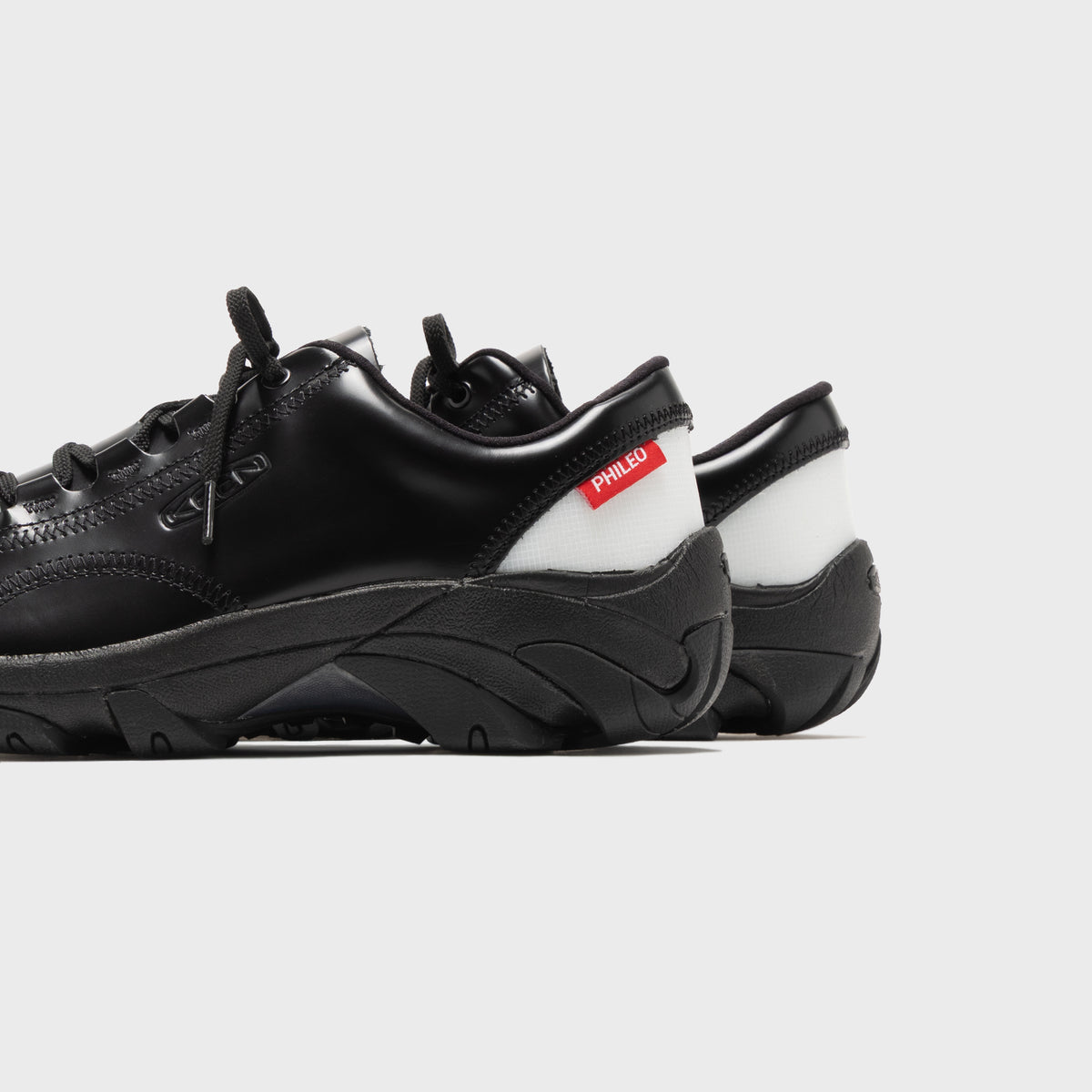PHILEO × Keen Targhee - Black