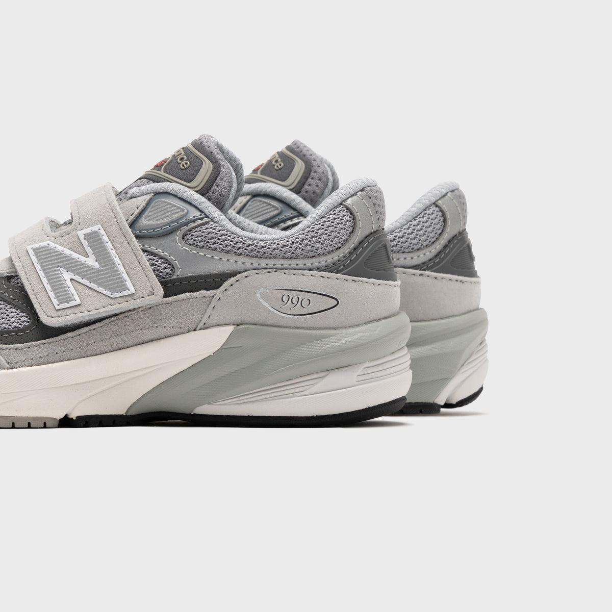 New Balance PS FuelCell 990v6 - Grey / Silver