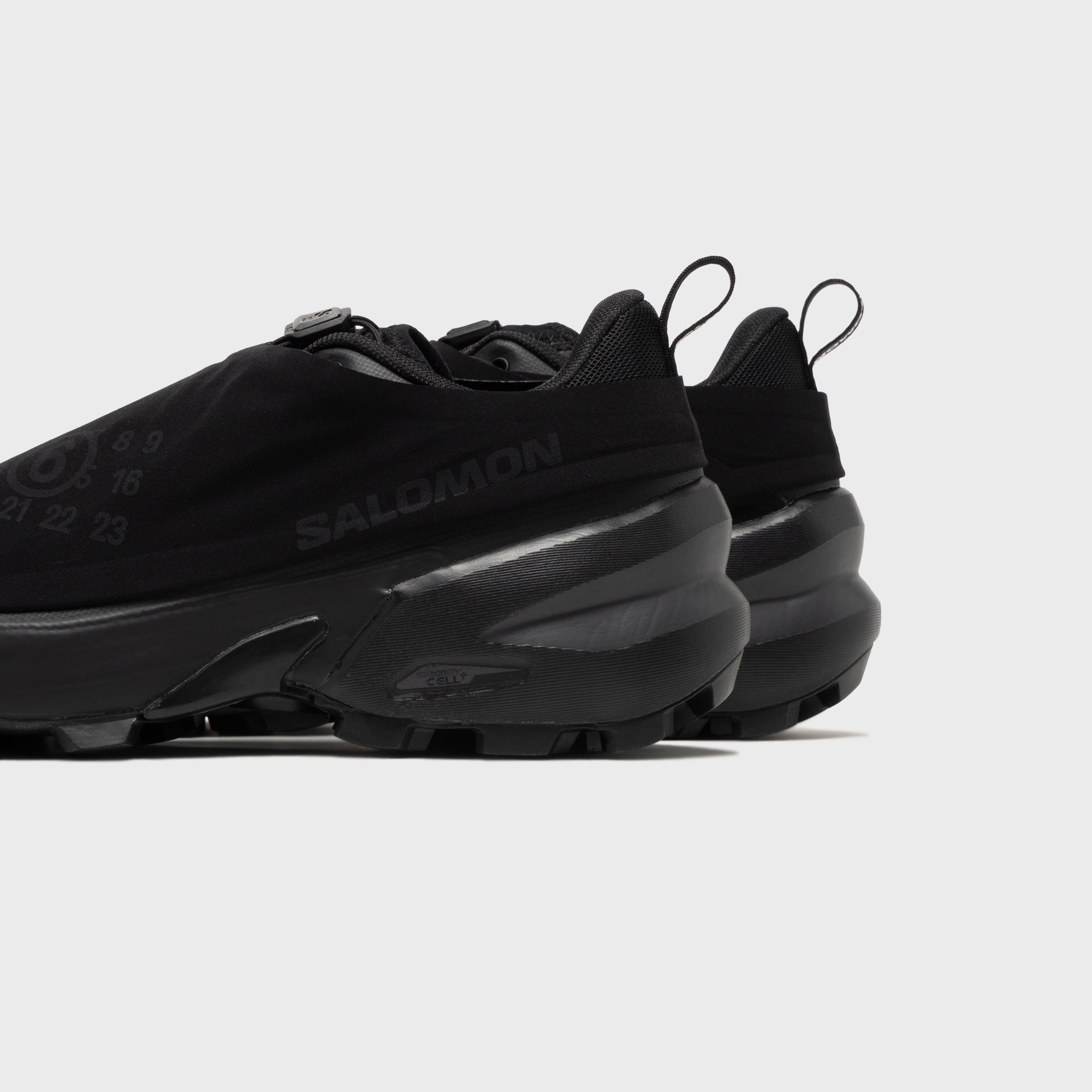 MM6 Maison Margiela Cross Dust- Black / Black / Asphalt