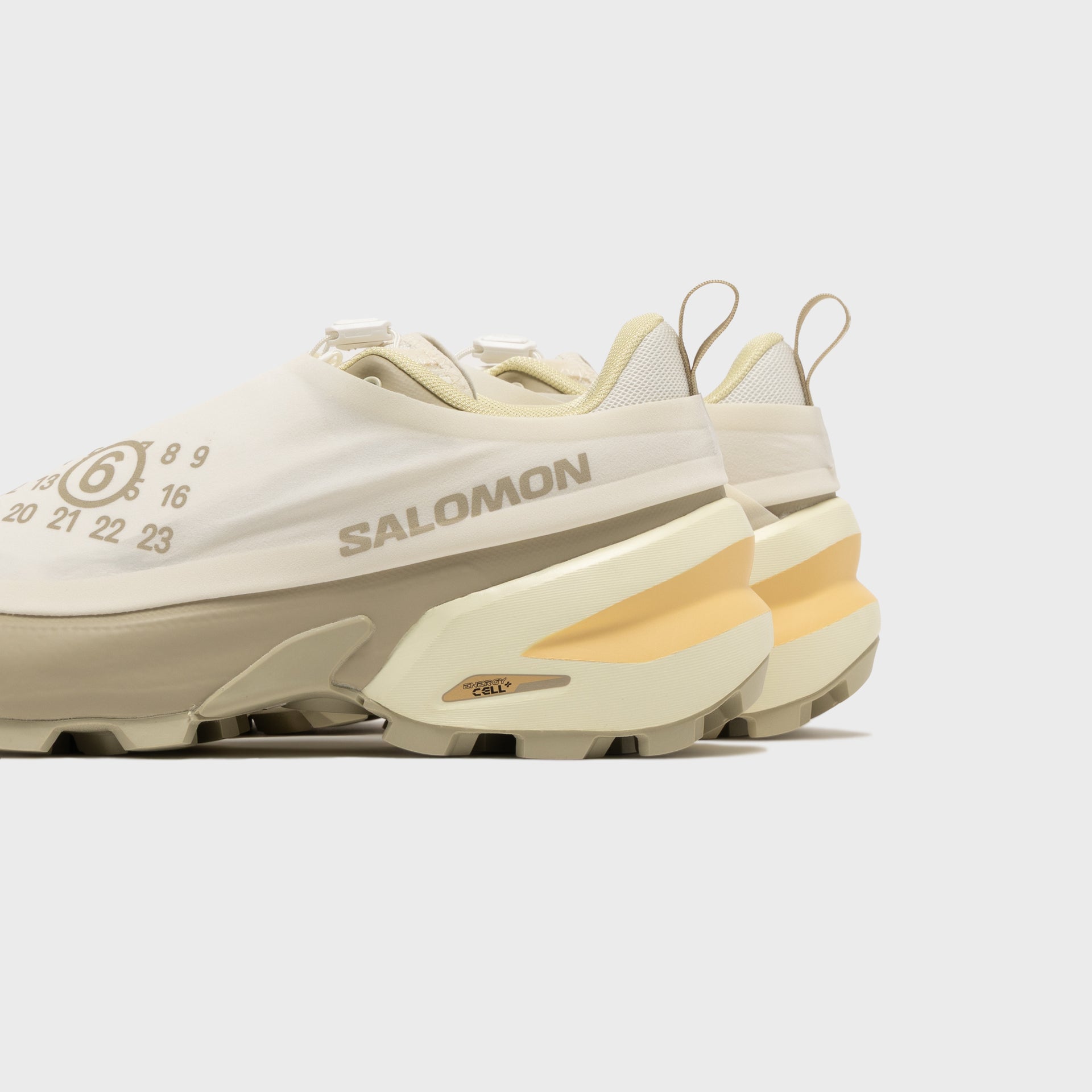MM6 Maison Margiela Cross Dust - Vanilla Ice/ Eucalyptus/ Transparent Yellow