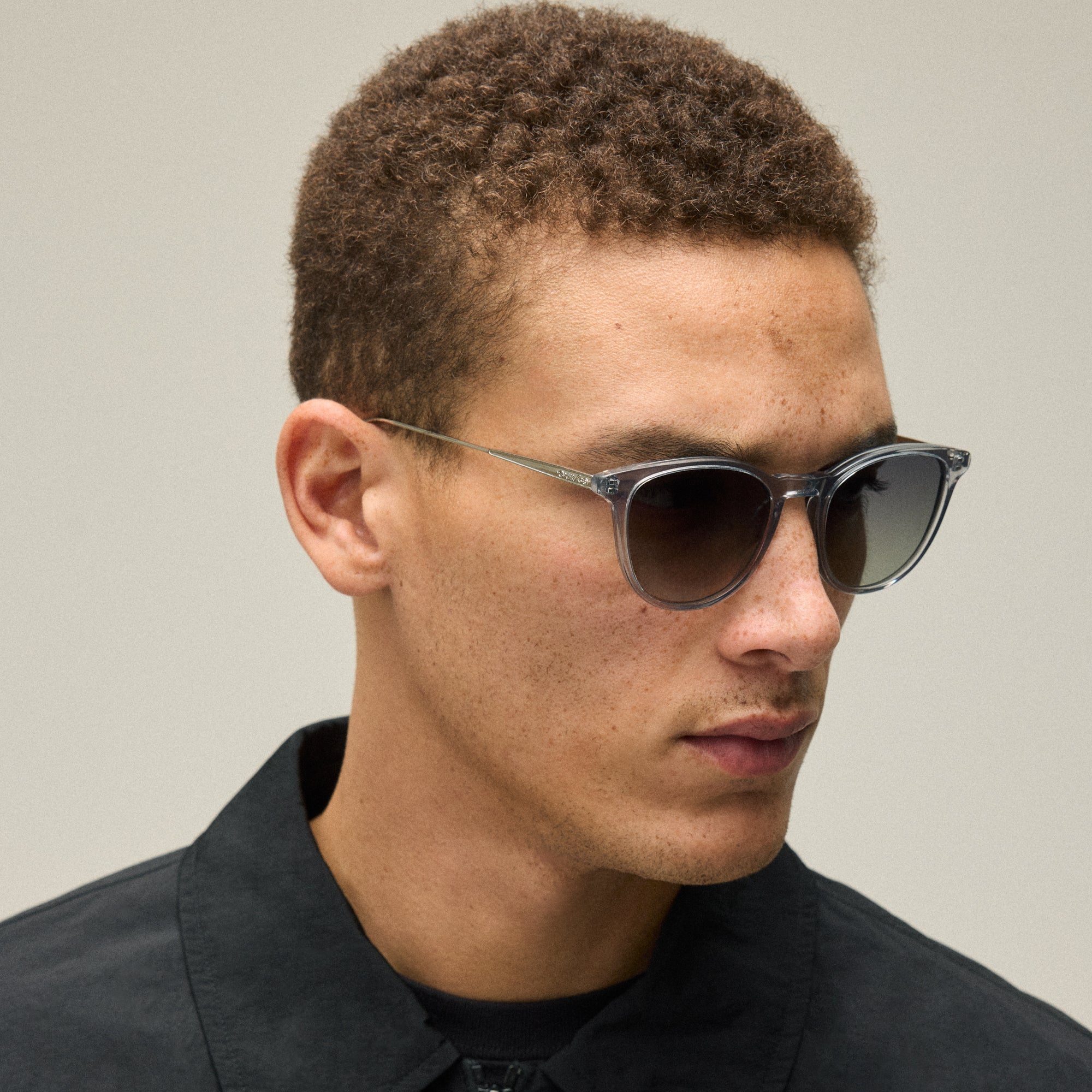 中*一様 Kith for Modo ica Sunglasses KHW120001-001-Front_f9abd8e7-