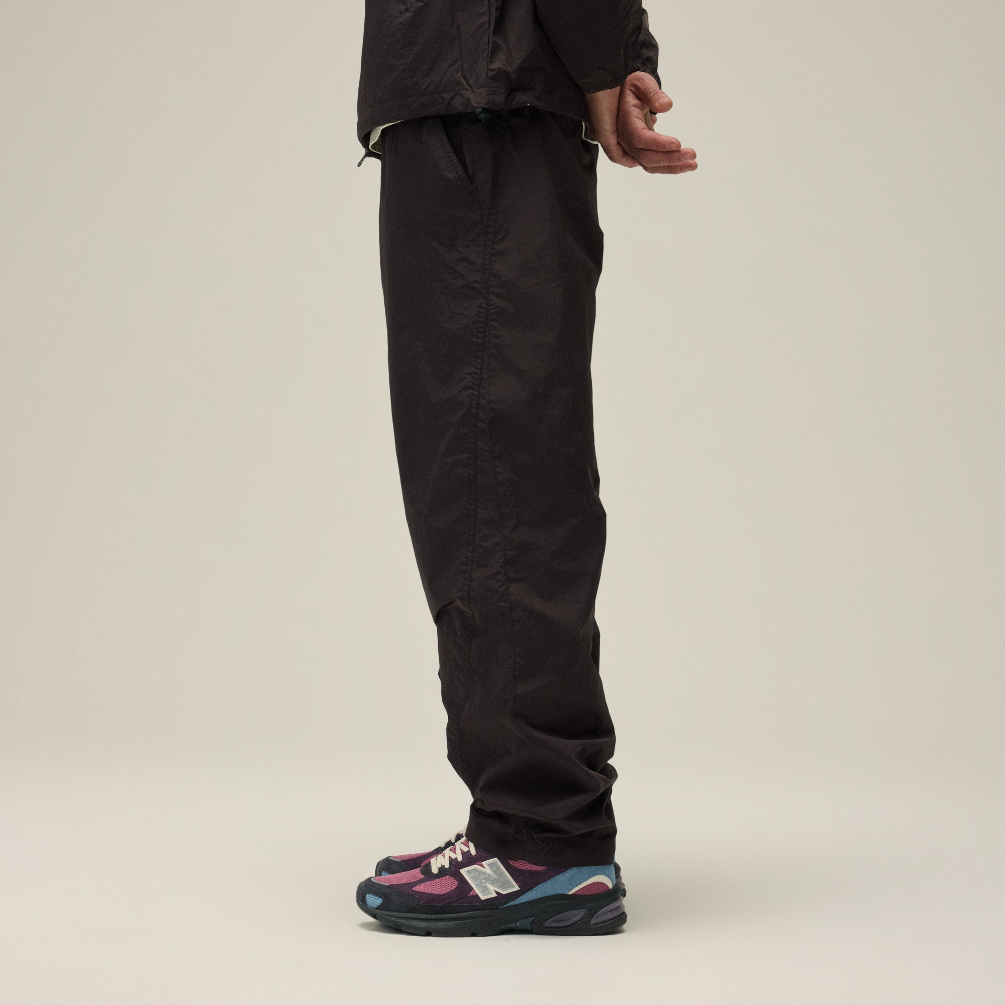 Kith Wrinkle Nylon Mercer 8 Pant - Kindling – Kith Japan