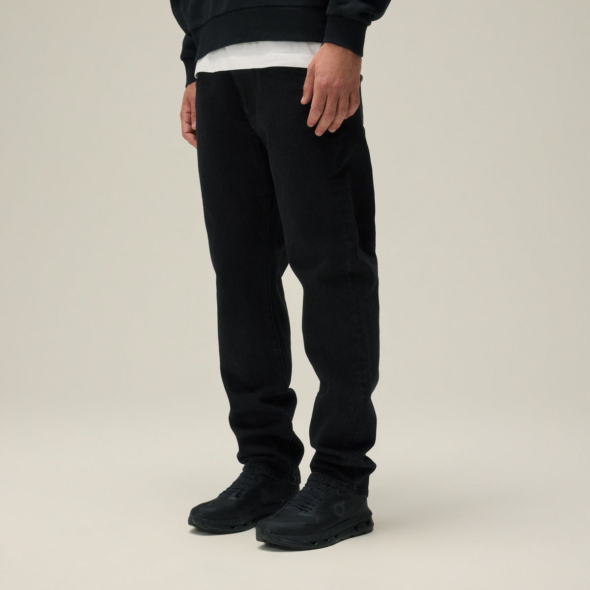 Kith Varick Taper Jean - Black – Kith Japan