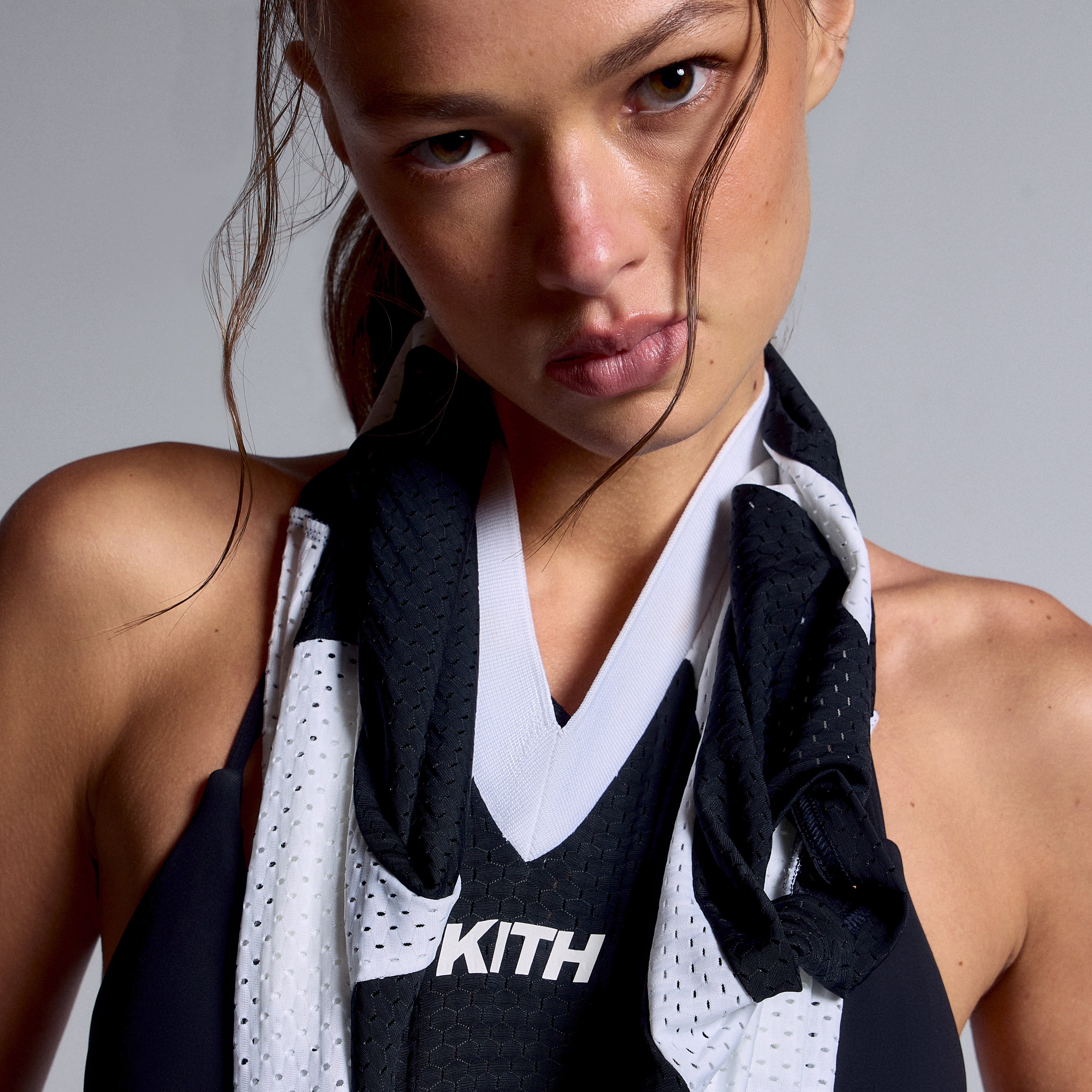 Kith Women Nicci II Paneled Mesh Tee - Black – Kith Japan