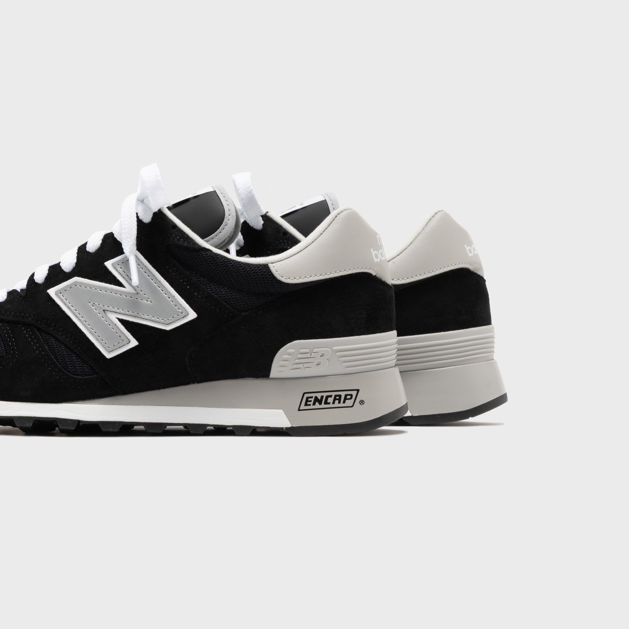 New Balance KITH ブラックスニーカー New Balance U1300BK - Black – Kith Japan