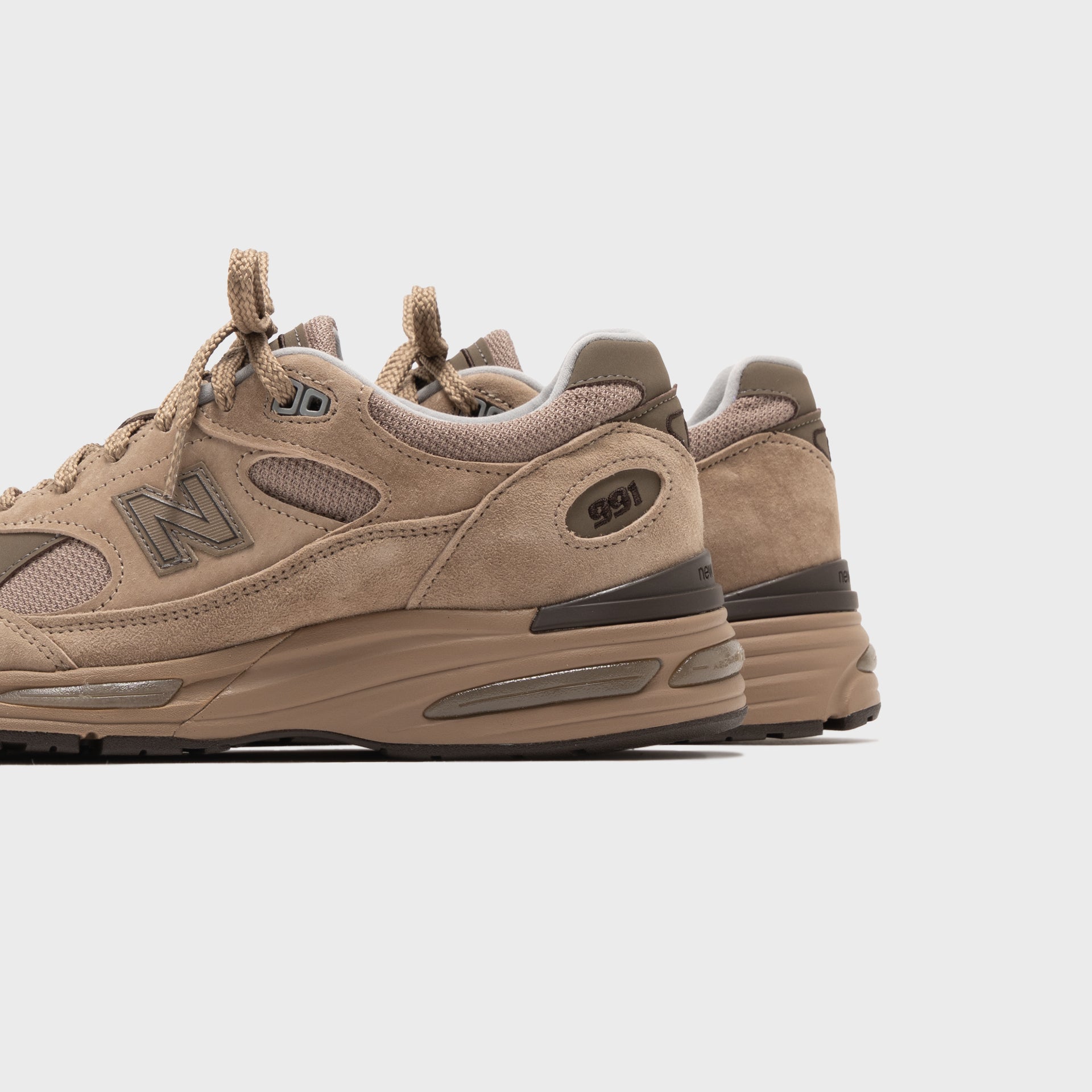 New Balance Made in UK 991v2 - Walnut / Shitake