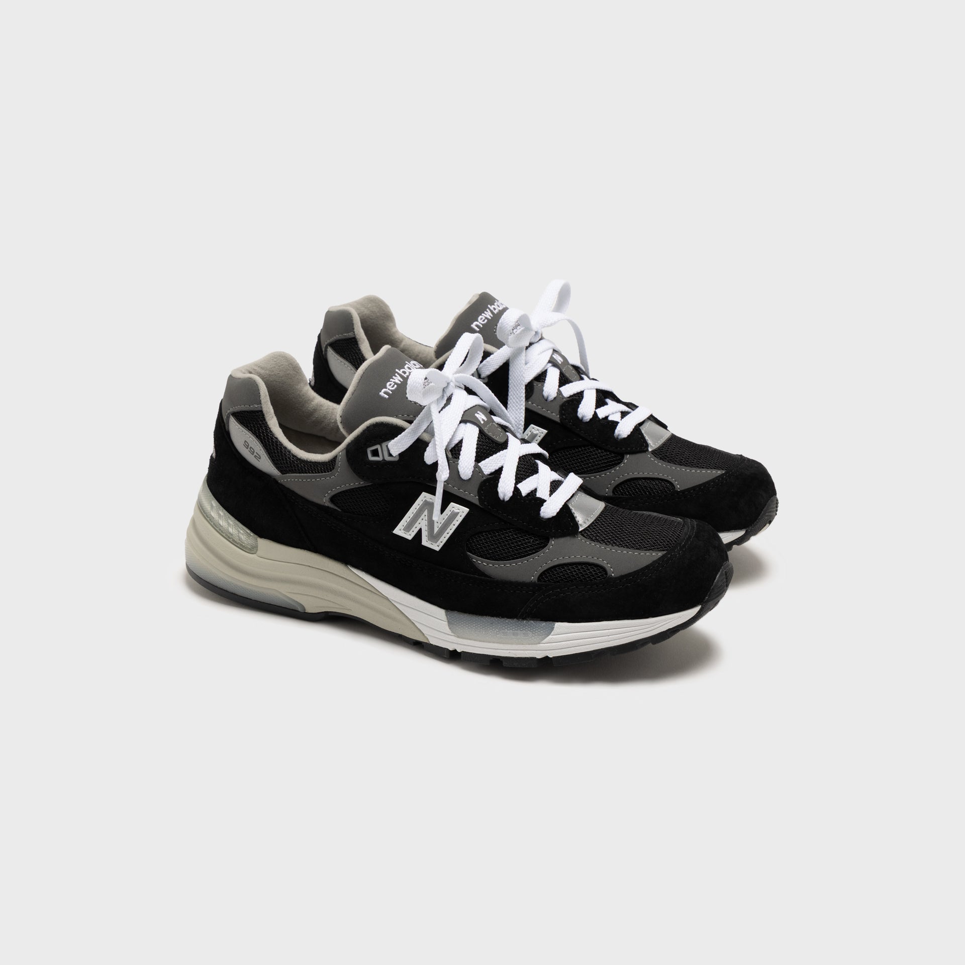 New Balance Made in USA 992 Core - Black / Grey 006 / White