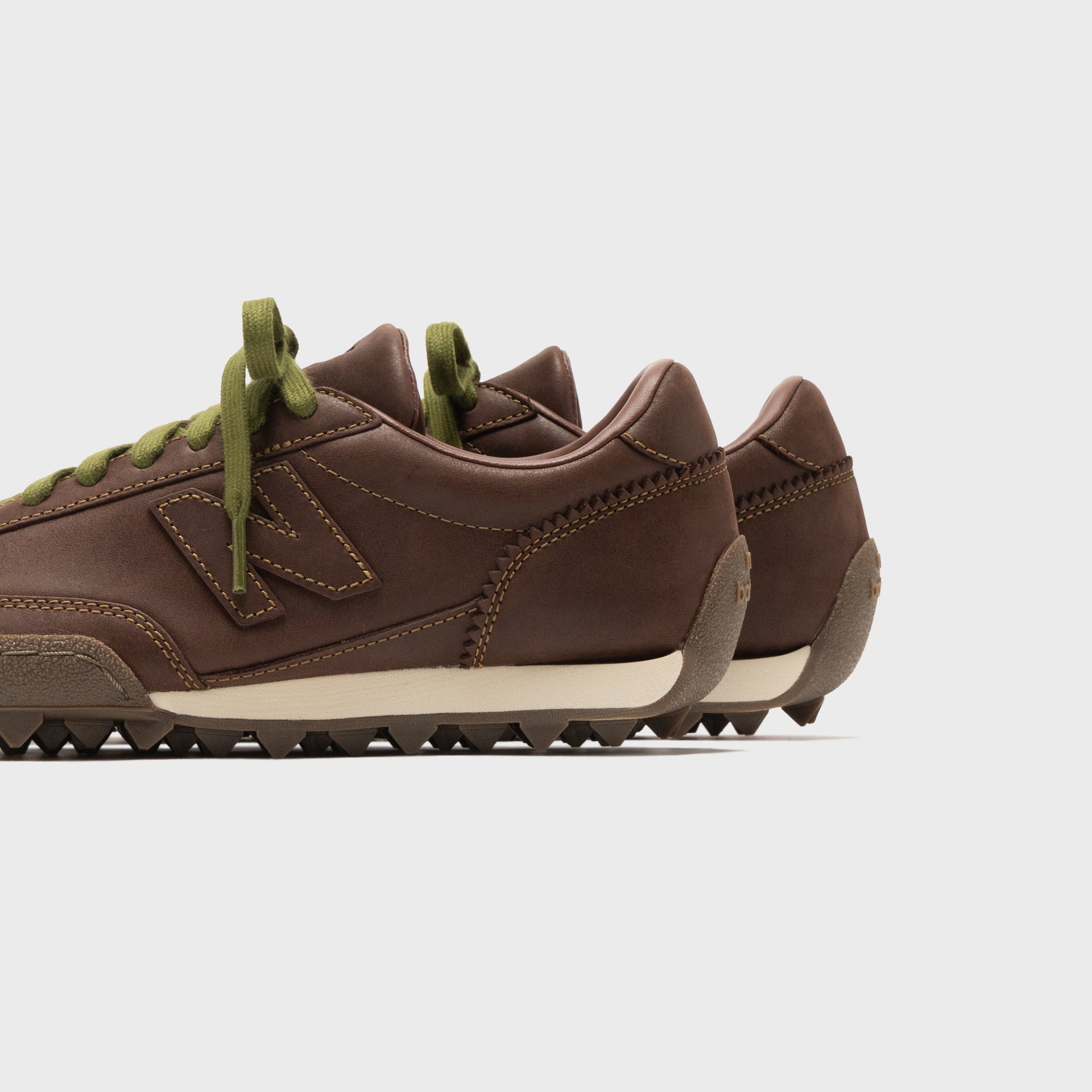 New Balance Gator Run - Pumpernickel / Rich Oak