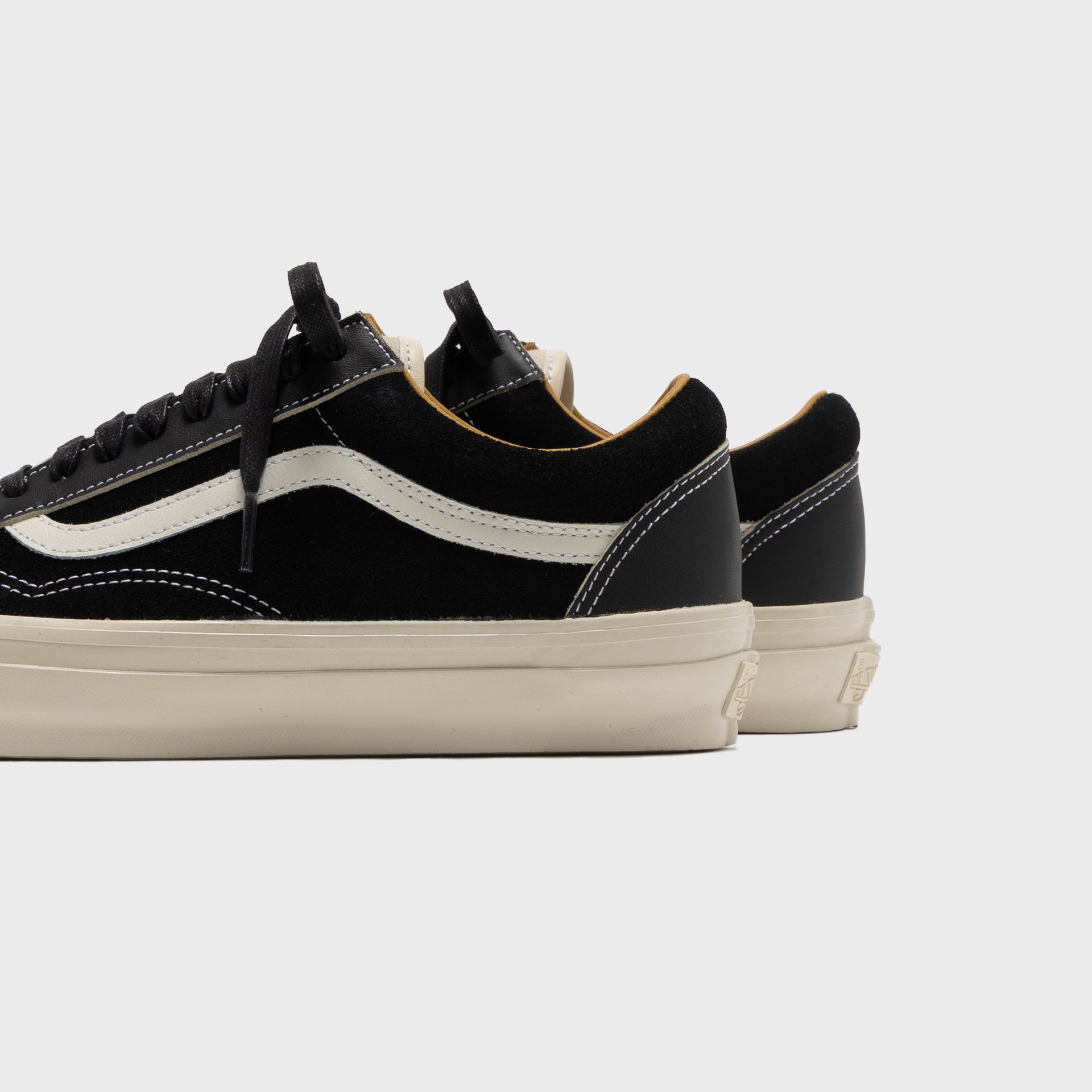 Vans Premium Old Skool - Black