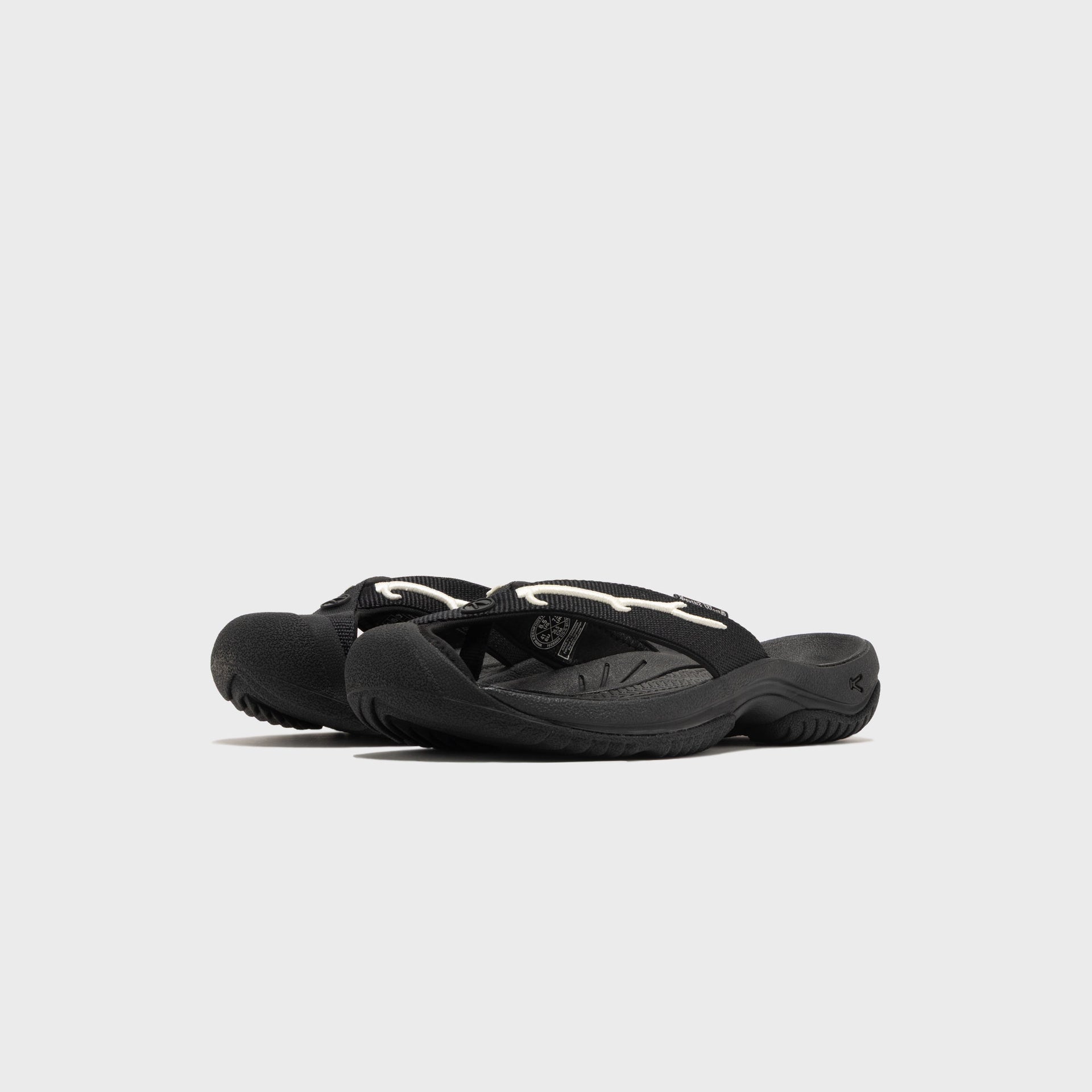 South2 West8 Keen Waimea H2 - Black