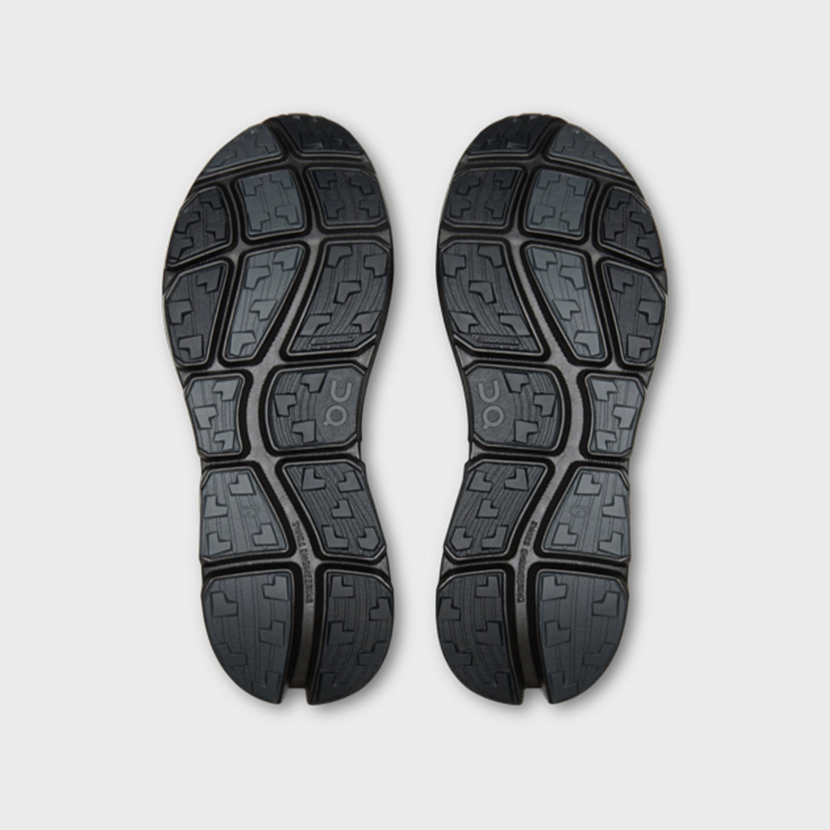 On Running x Post Archive Faction Cloudsoma - Black